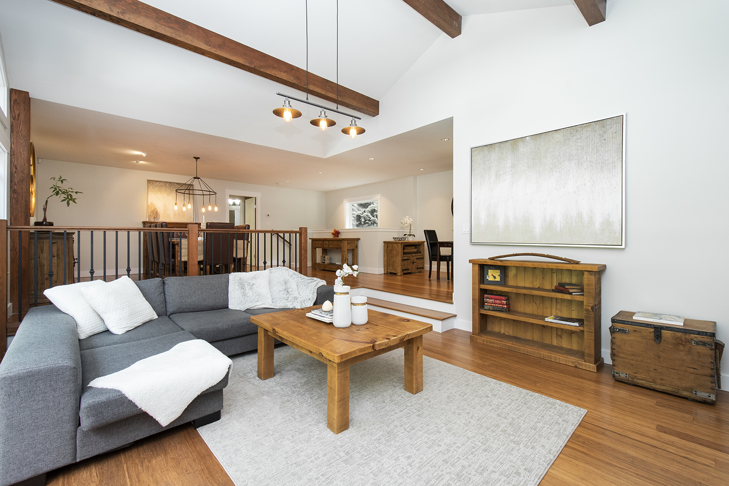 2092 Riverside Drive, North Vancouver 7