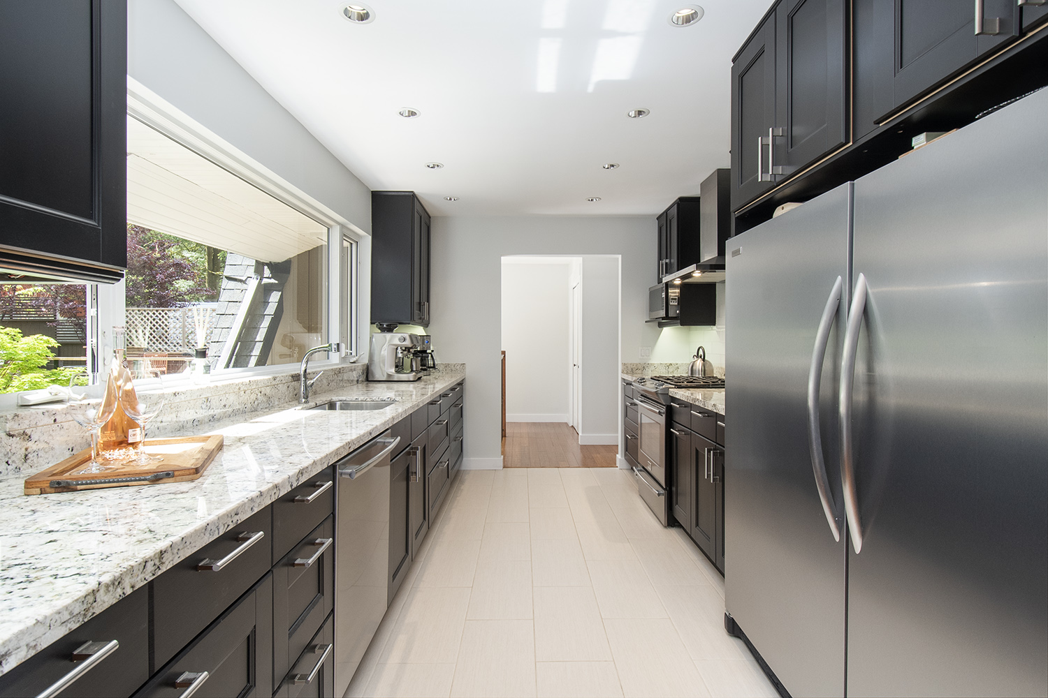 2092 Riverside Drive, North Vancouver 19