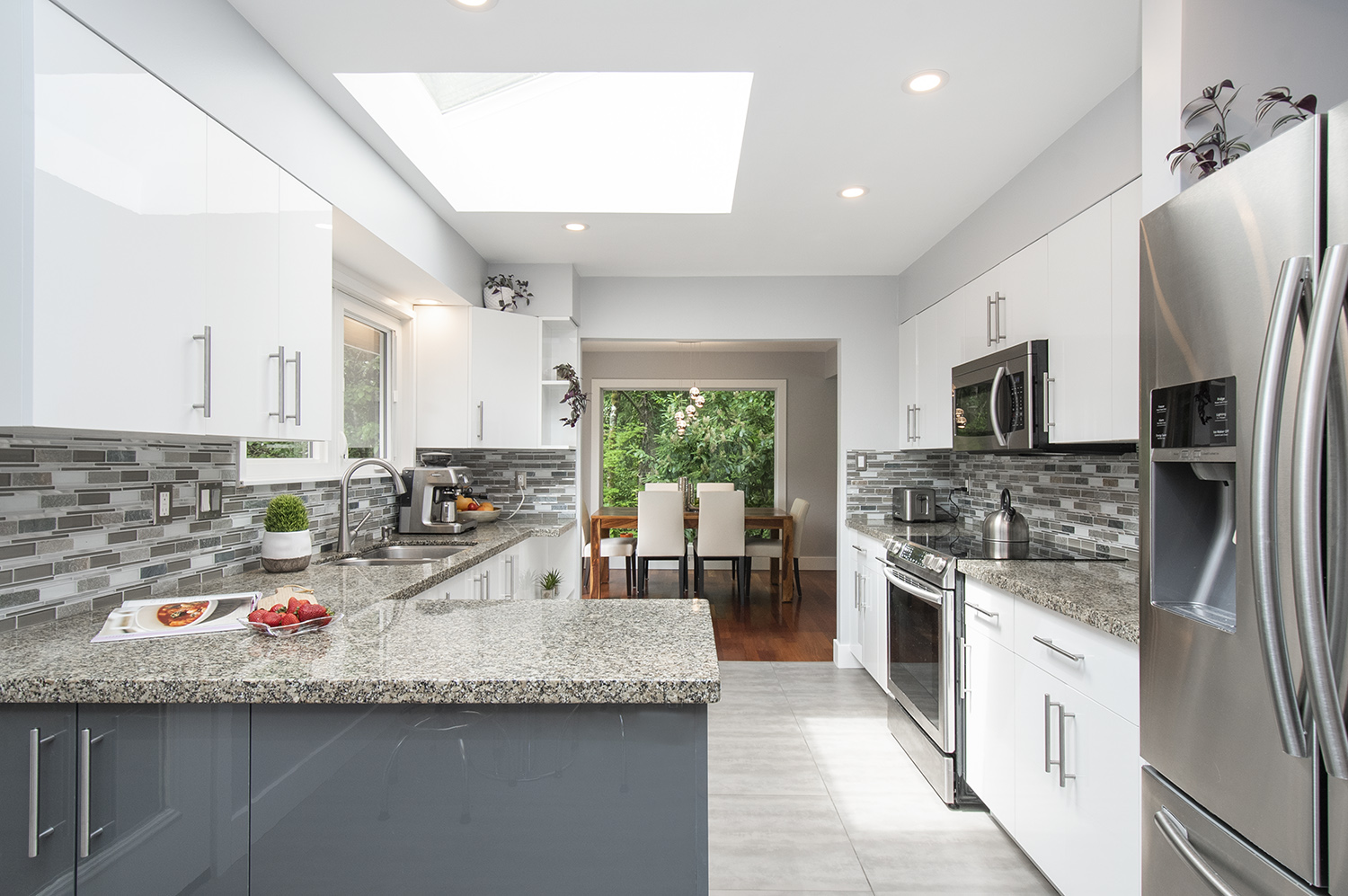 979 Prospect Ave, North Vancouver 26