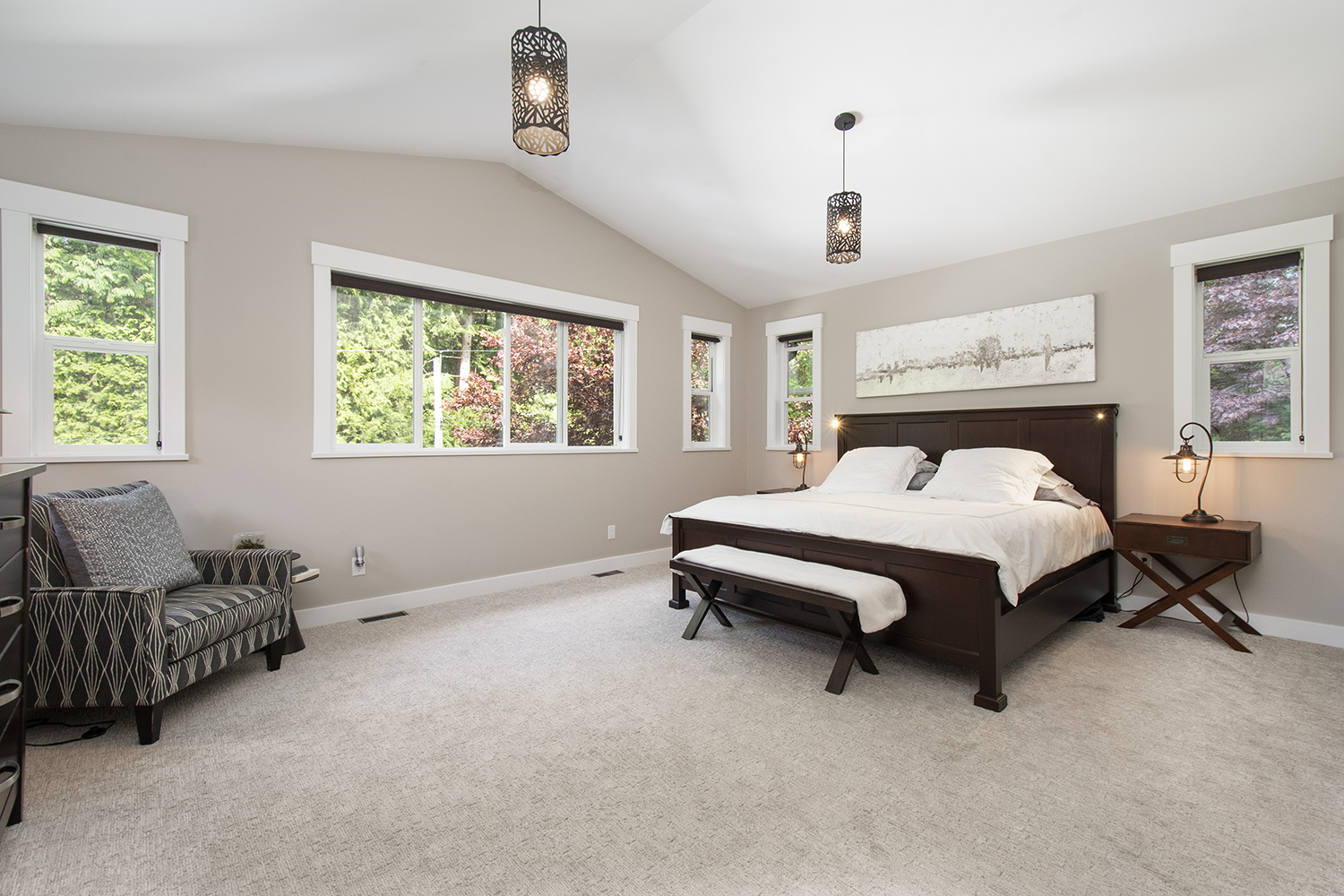 2092 Riverside Drive, North Vancouver 27
