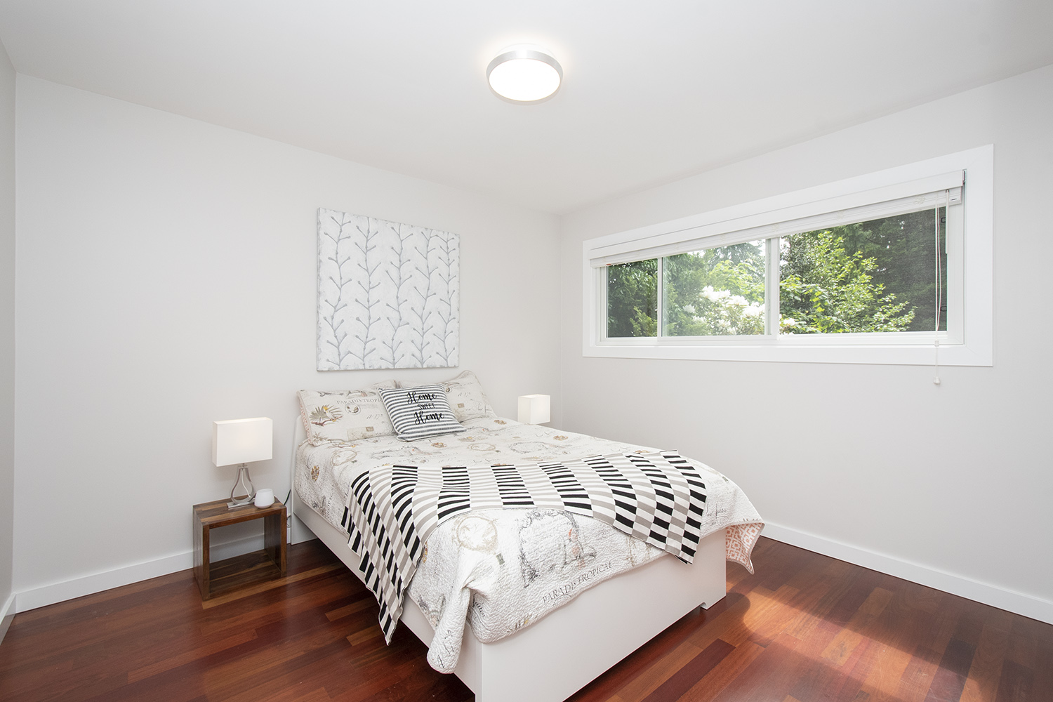 979 Prospect Ave, North Vancouver 32