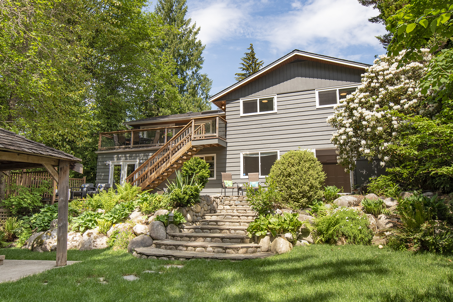 979 Prospect Ave, North Vancouver 53