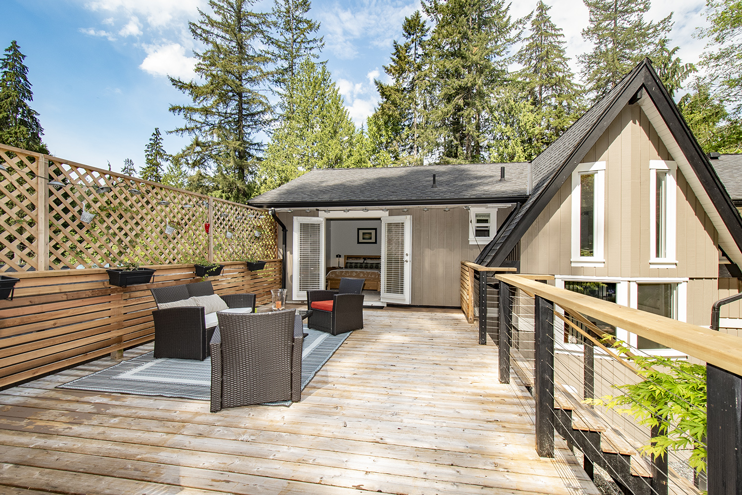 2092 Riverside Drive, North Vancouver 39