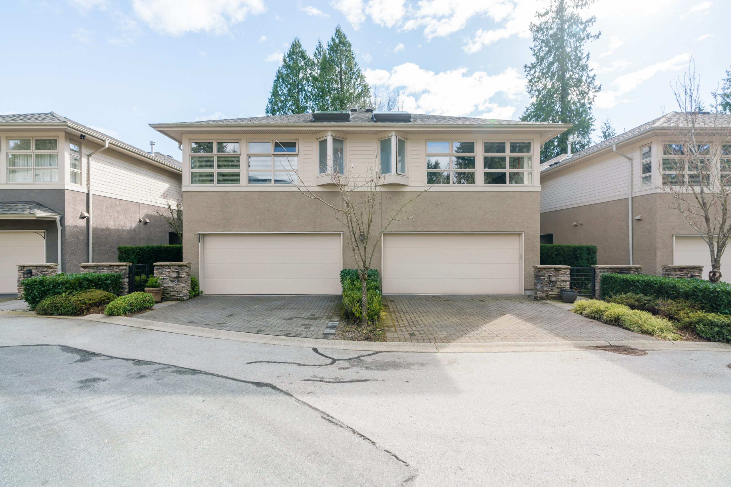 #8 - 3750 Edgemont Boulevard, North Vancouver 3