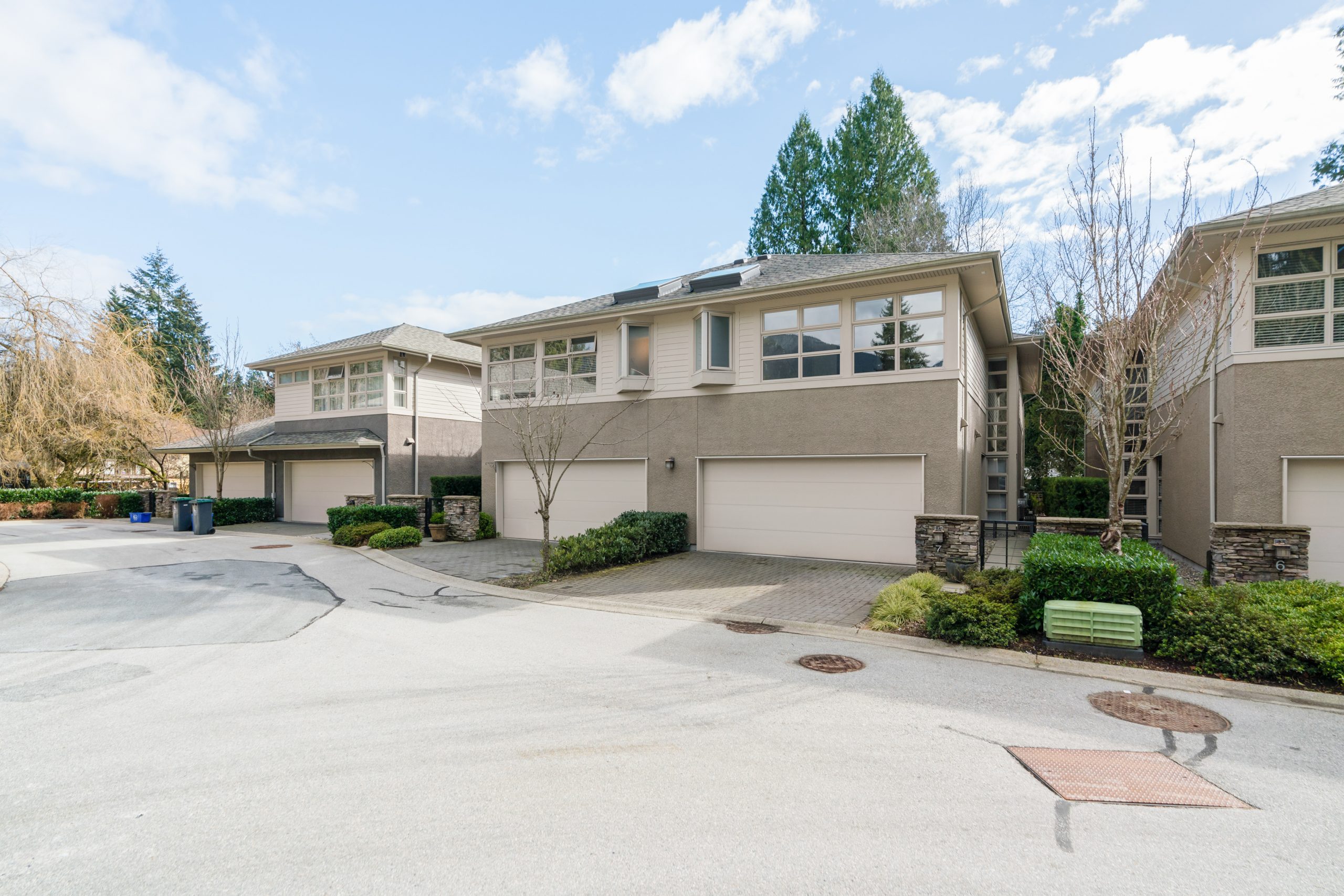 #8 - 3750 Edgemont Boulevard, North Vancouver 4