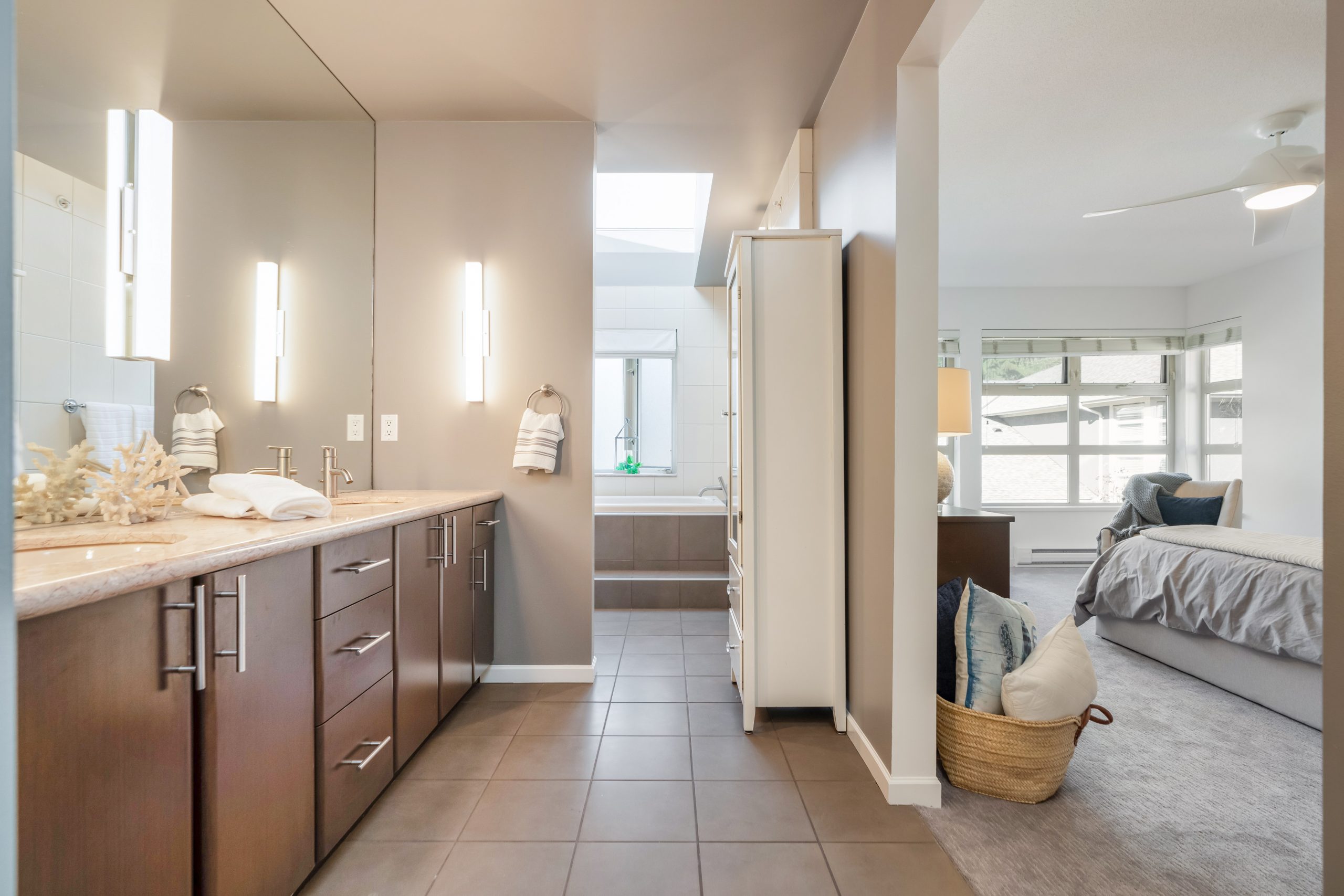 #8 - 3750 Edgemont Boulevard, North Vancouver 48