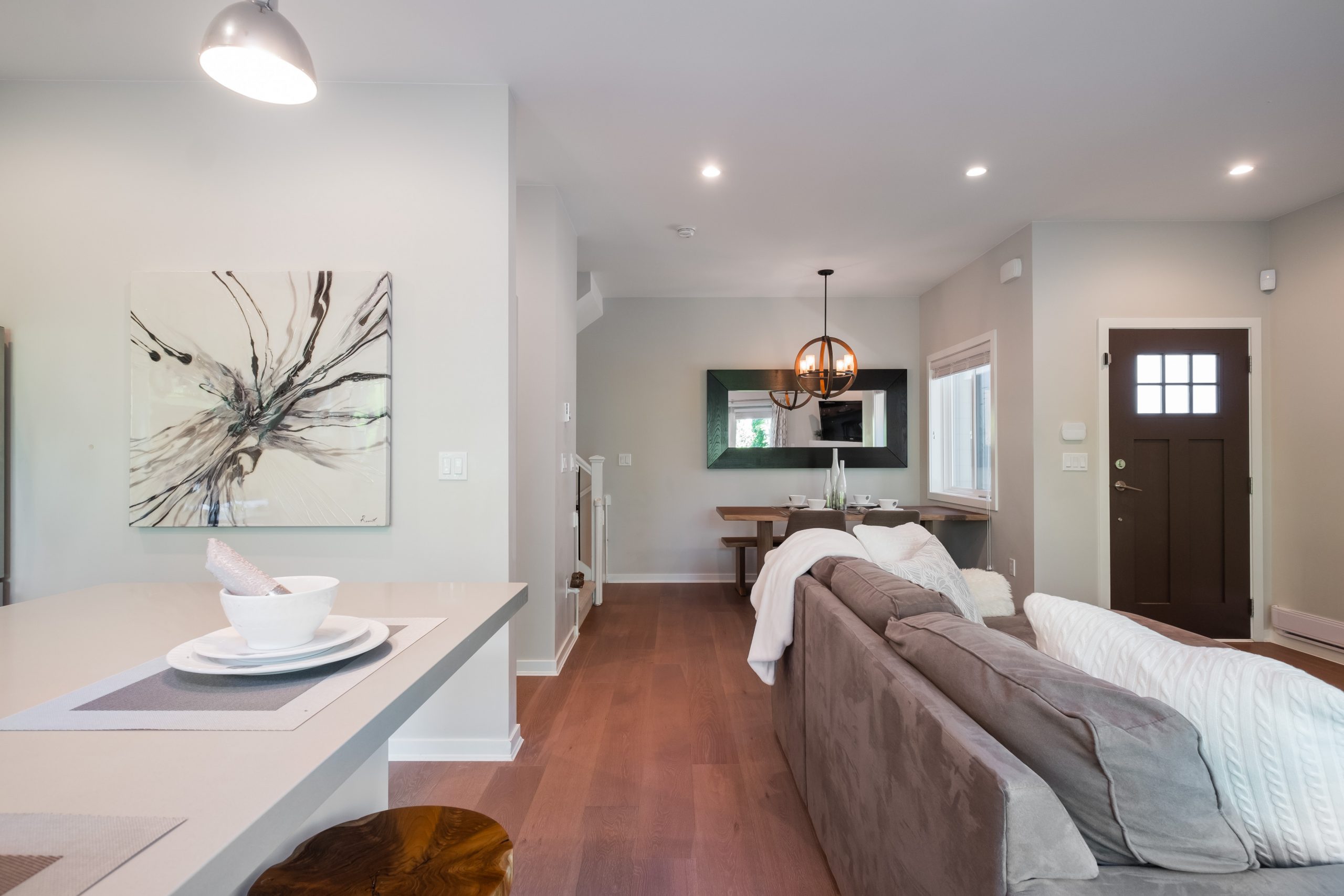 248 E 6th Street, North Vancouver 9