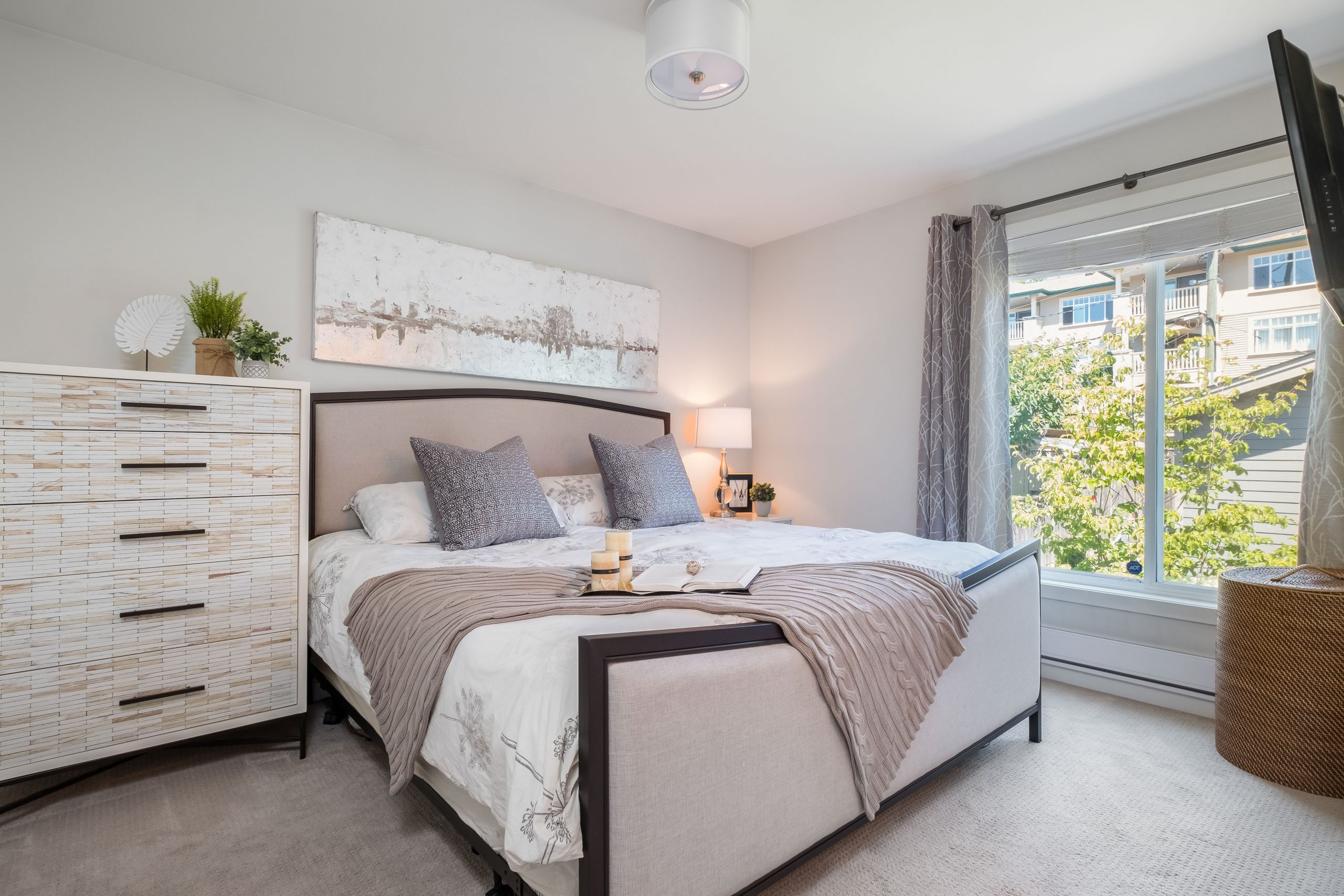 248 E 6th Street, North Vancouver 22