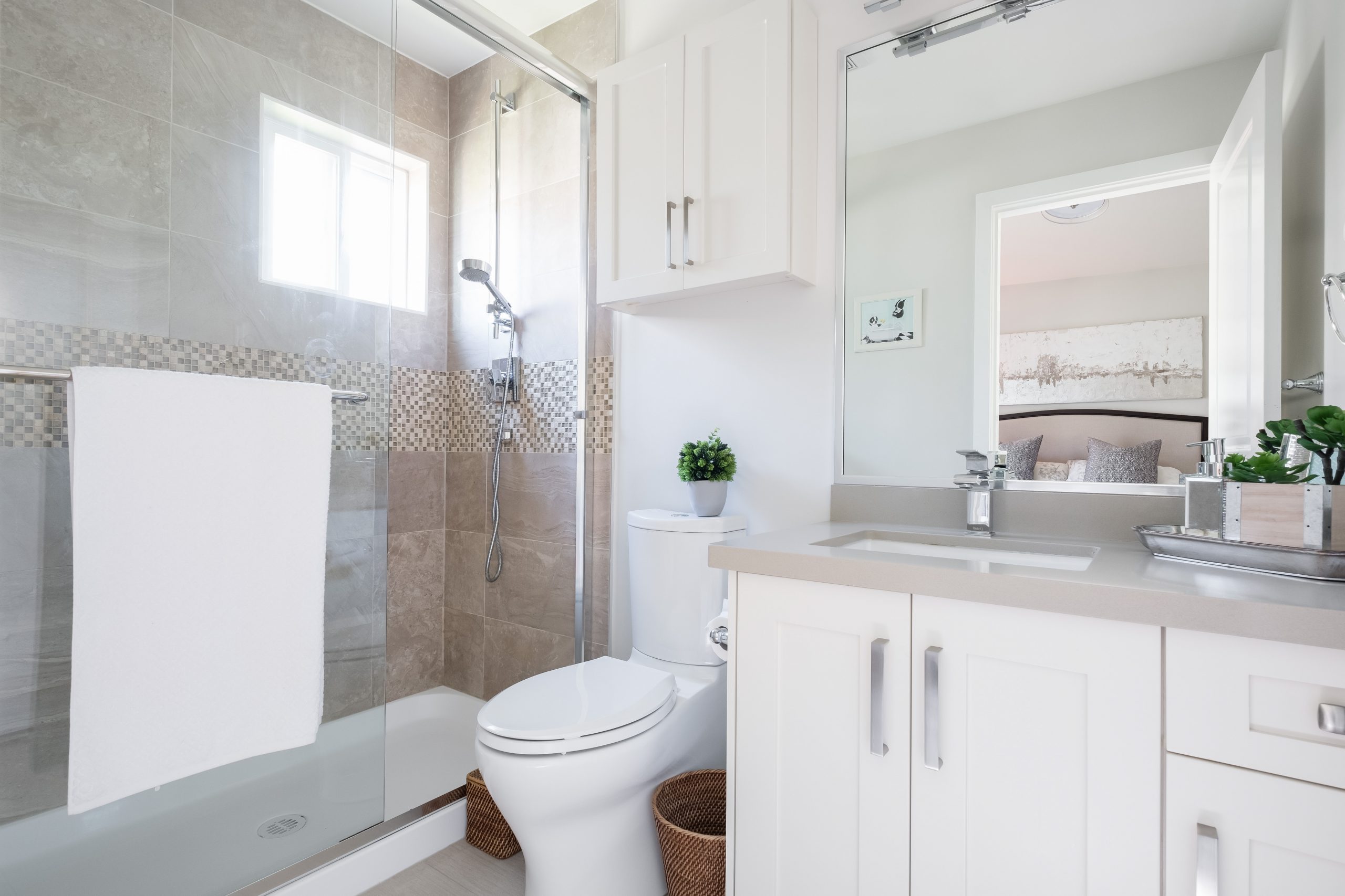 248 E 6th Street, North Vancouver 24