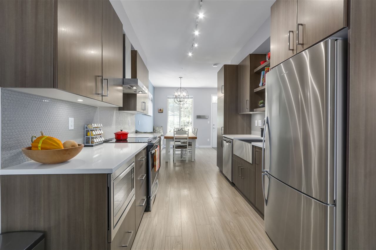 #8 - 433 Seymour River Place 9