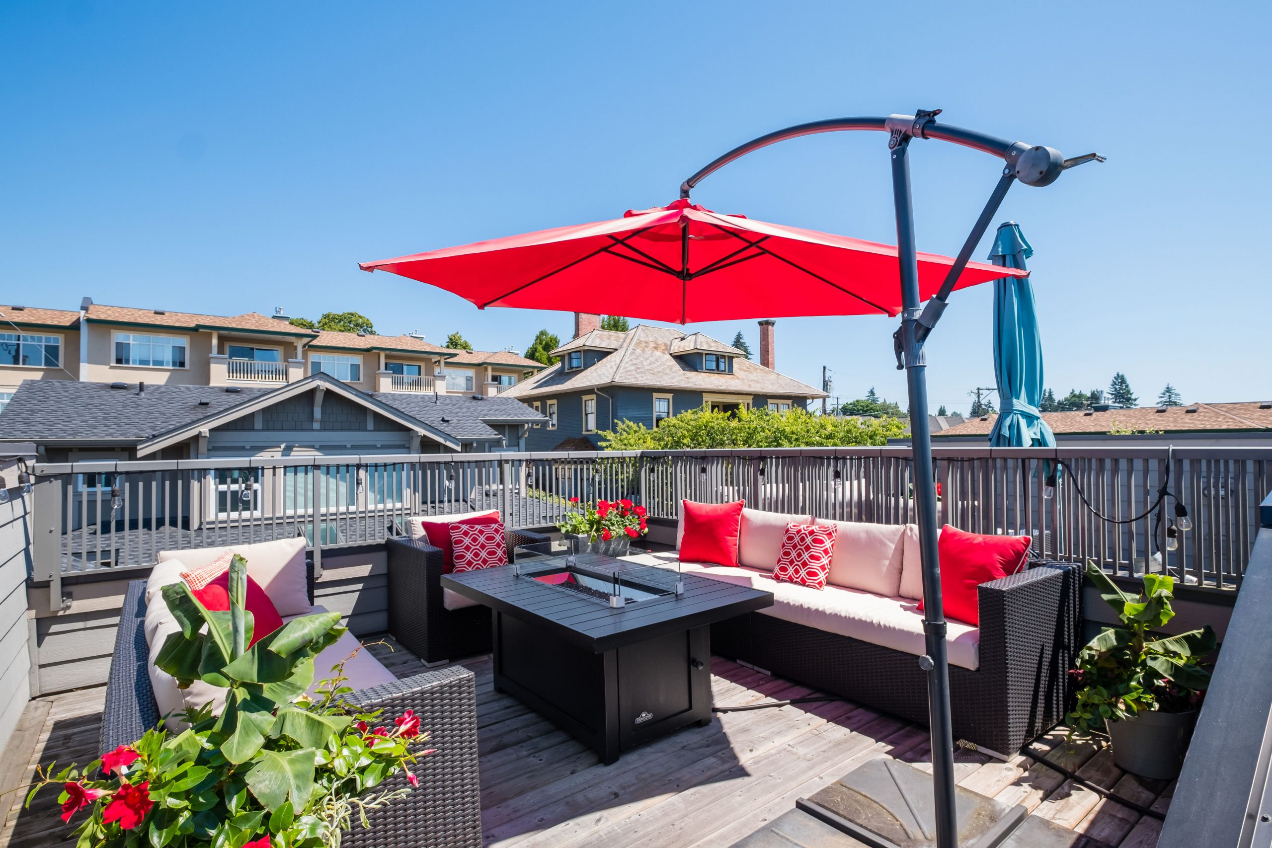 248 E 6th Street, North Vancouver 29