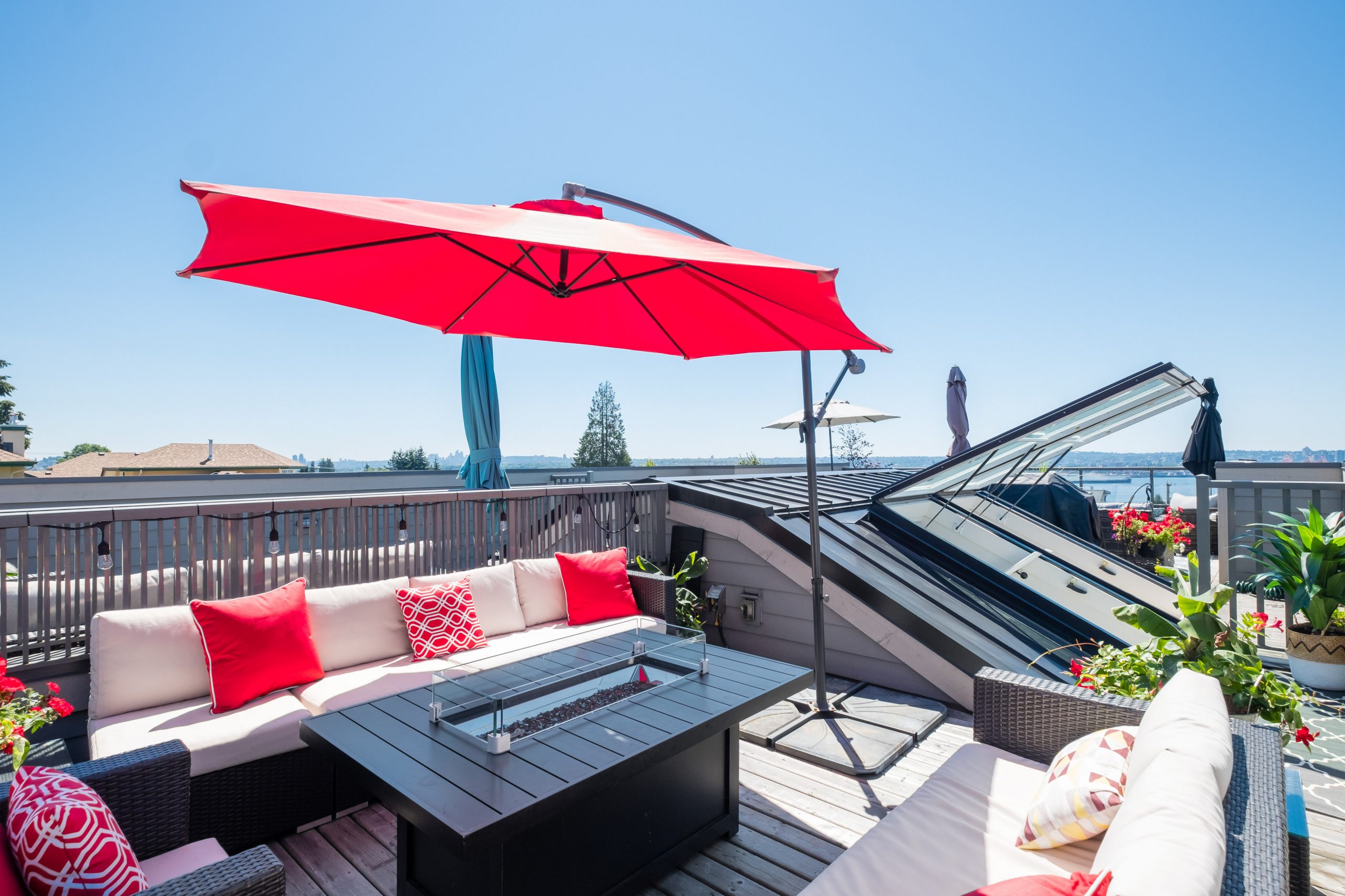 248 E 6th Street, North Vancouver 32
