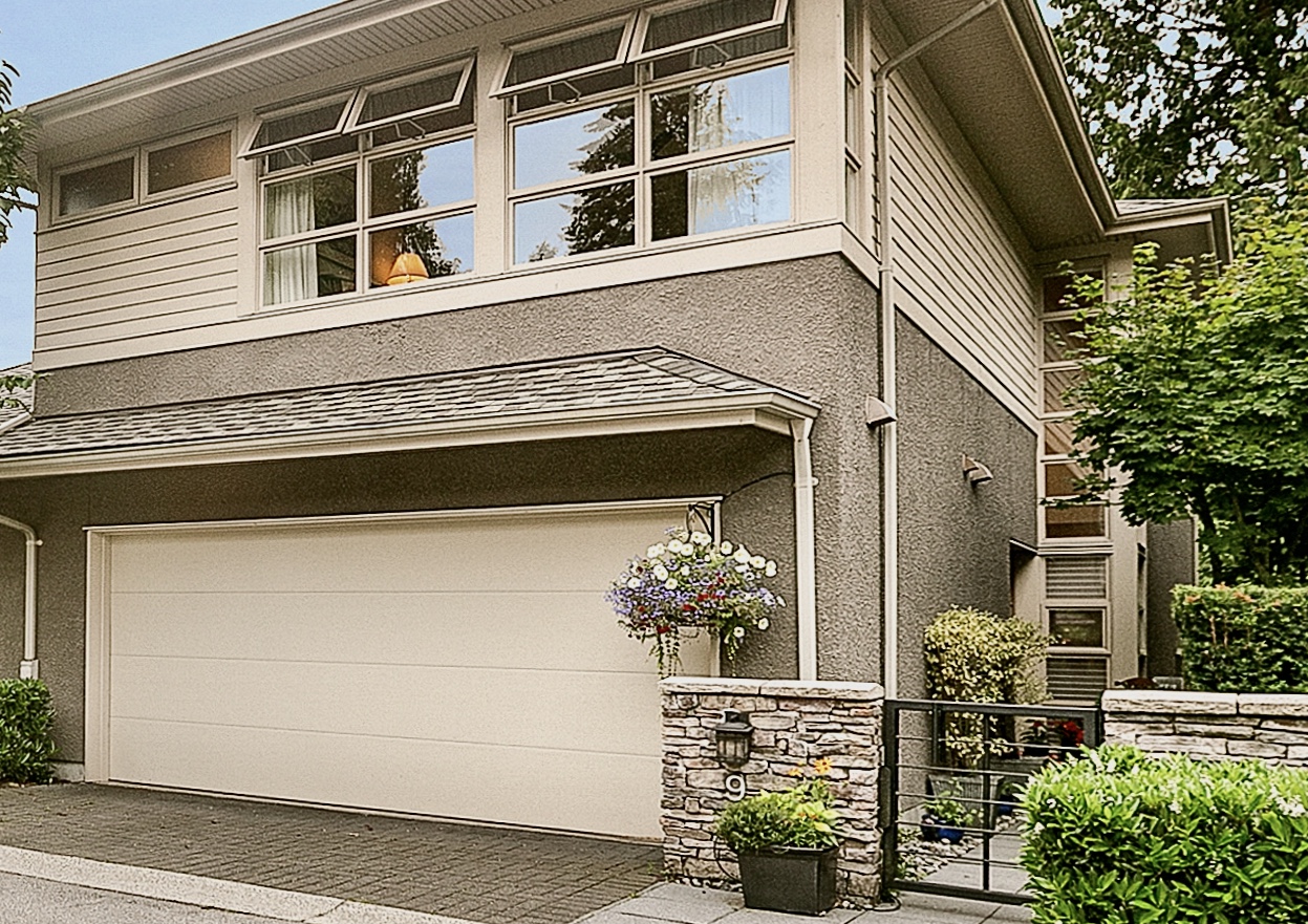 #9 - 3750 Edgemont Blvd, North Vancouver