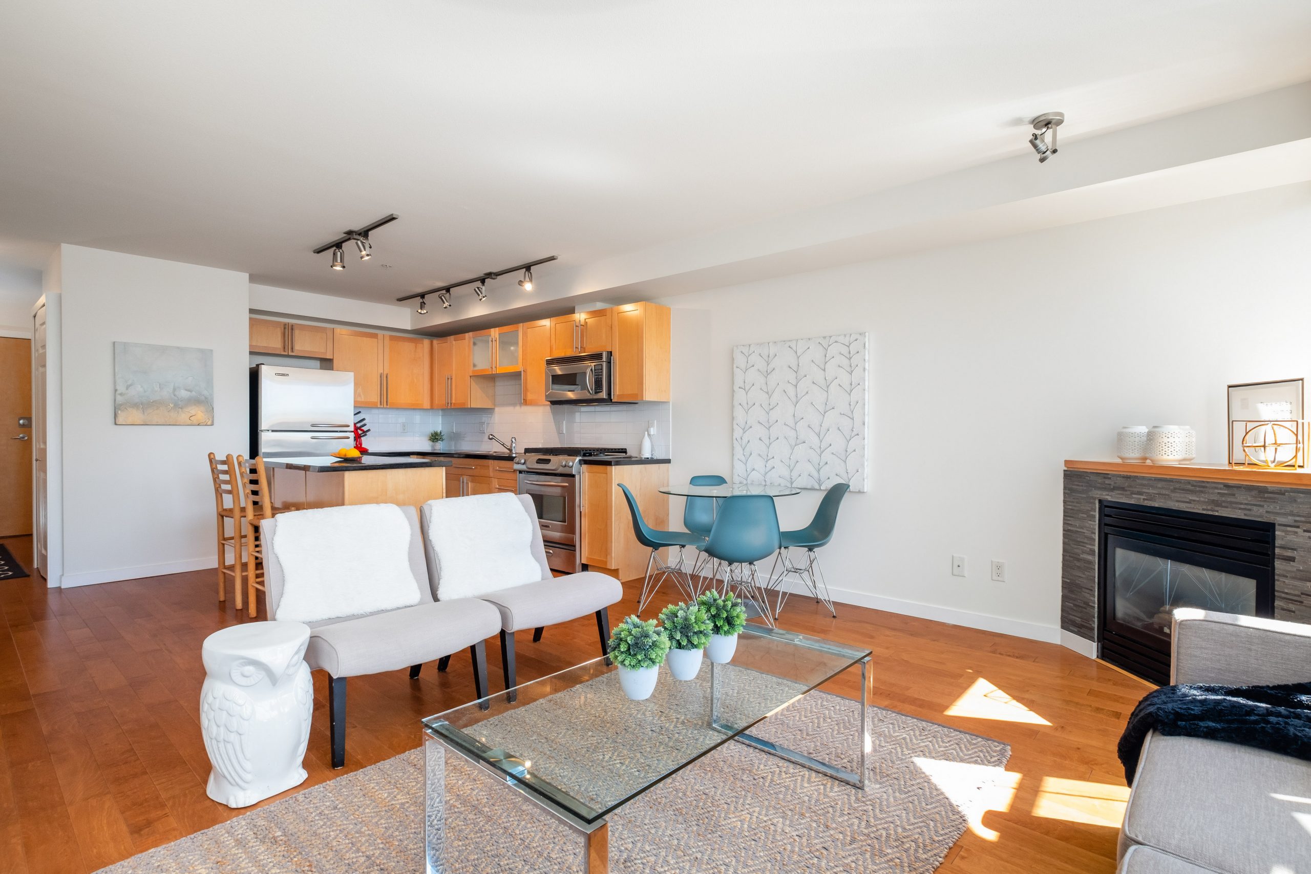 #303 - 122 E 3rd St, North Vancouver 9