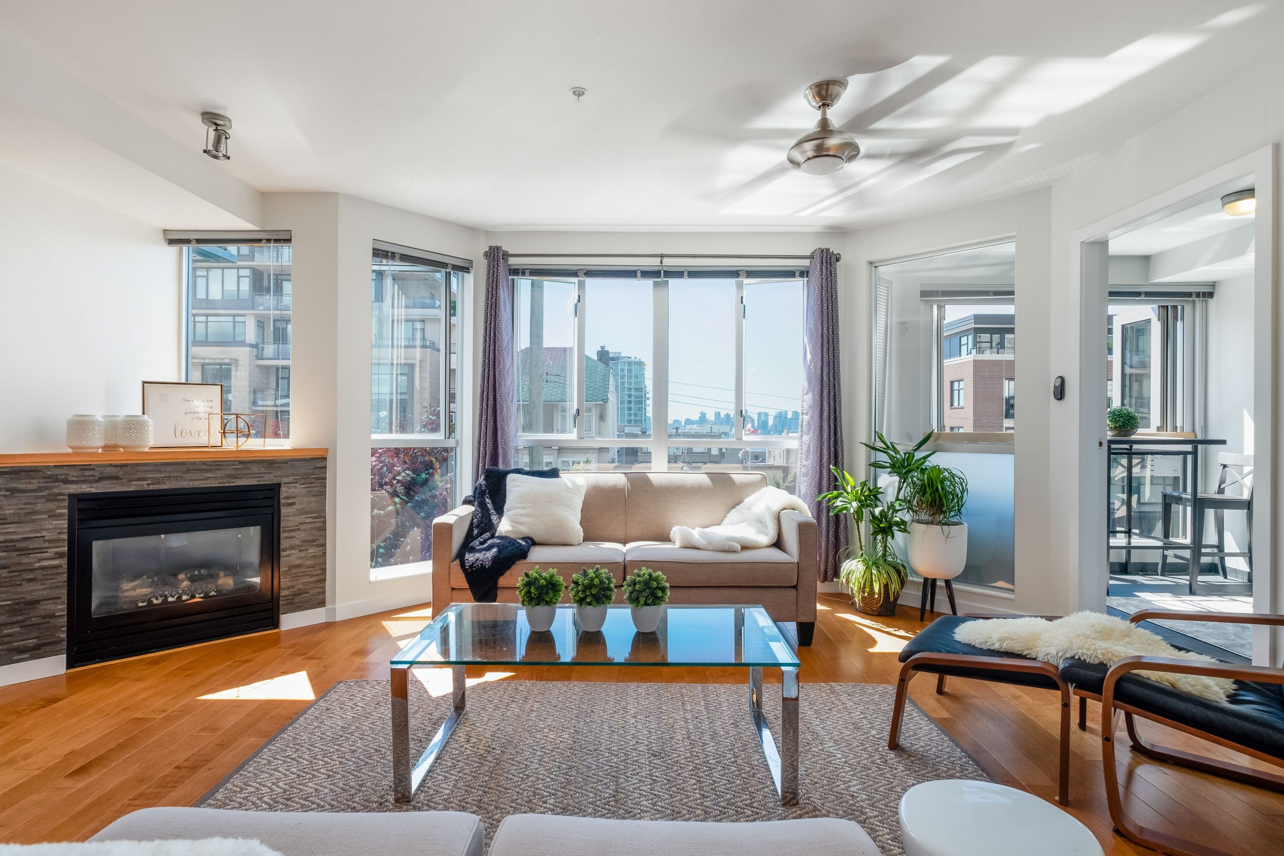 #303 - 122 E 3rd St, North Vancouver
