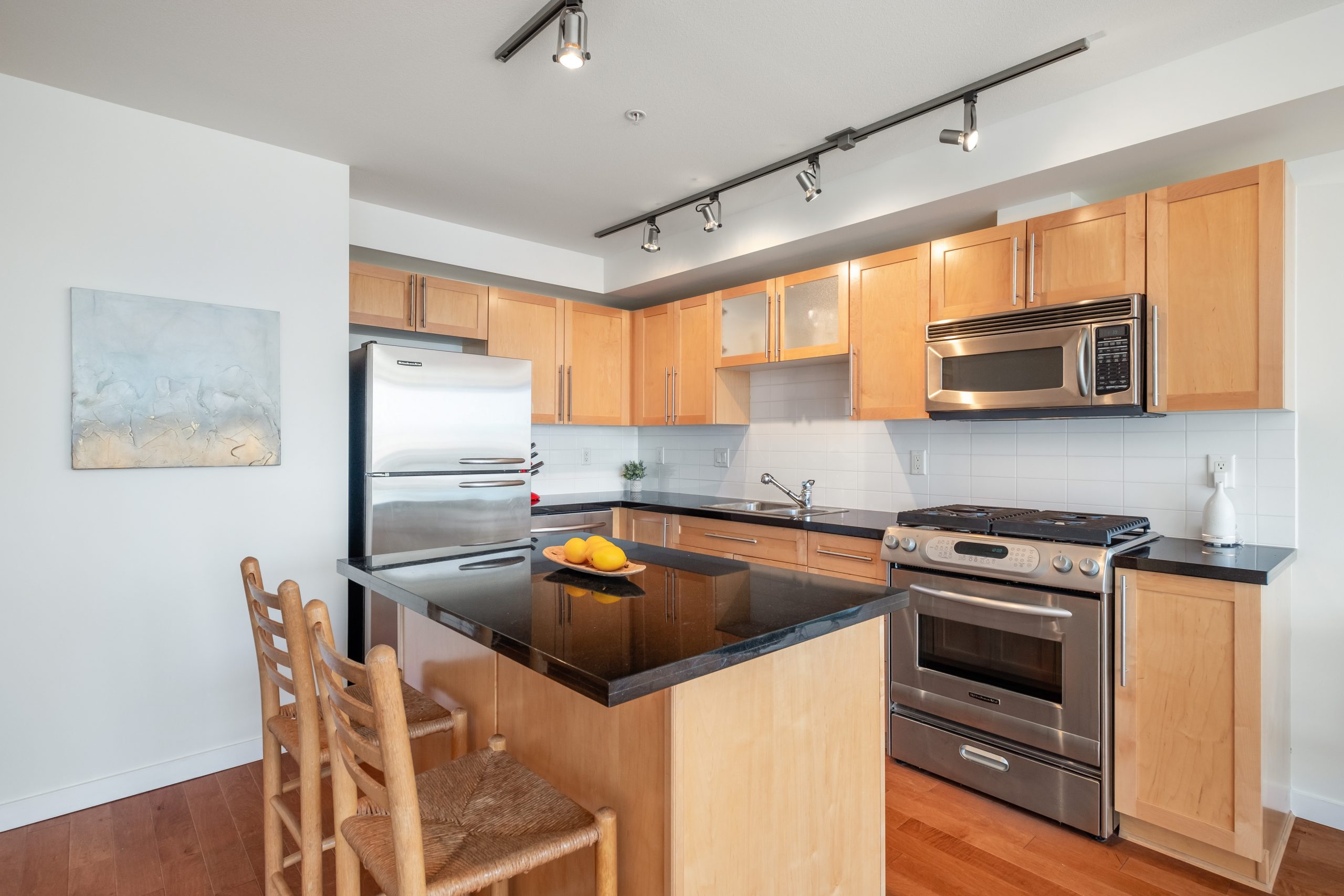 #303 - 122 E 3rd St, North Vancouver 13