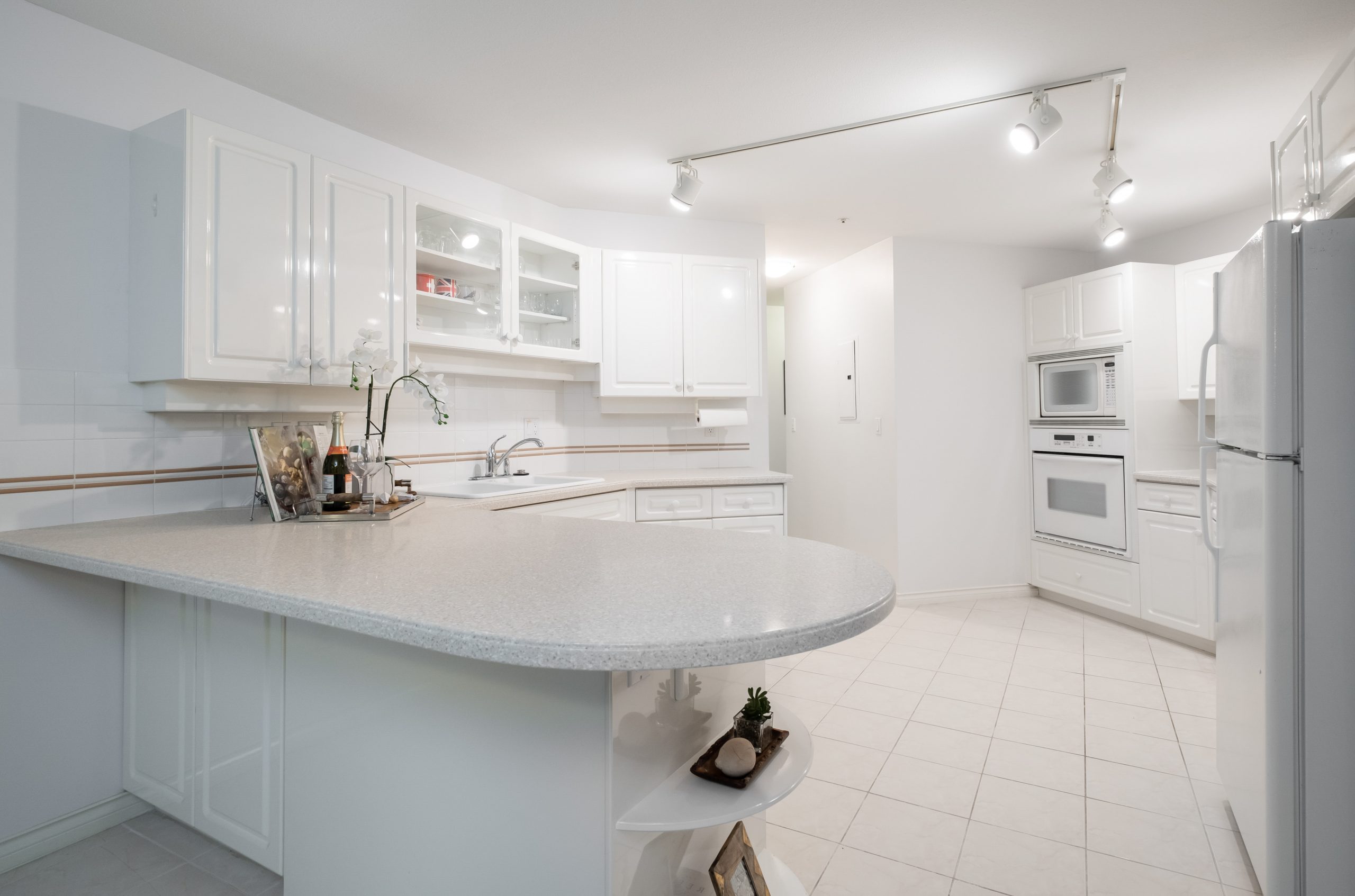 #203 - 3200 Capilano Crescent, North Vancouver 8