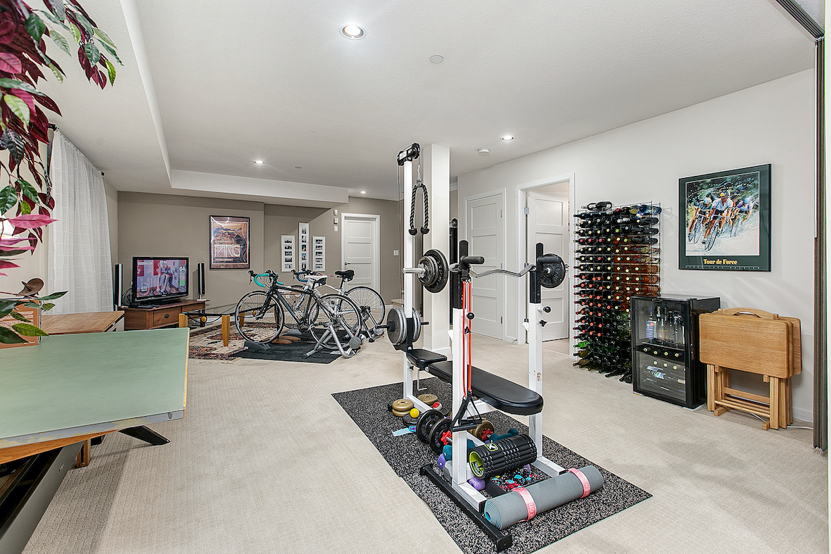 #9 - 3750 Edgemont Blvd, North Vancouver 33