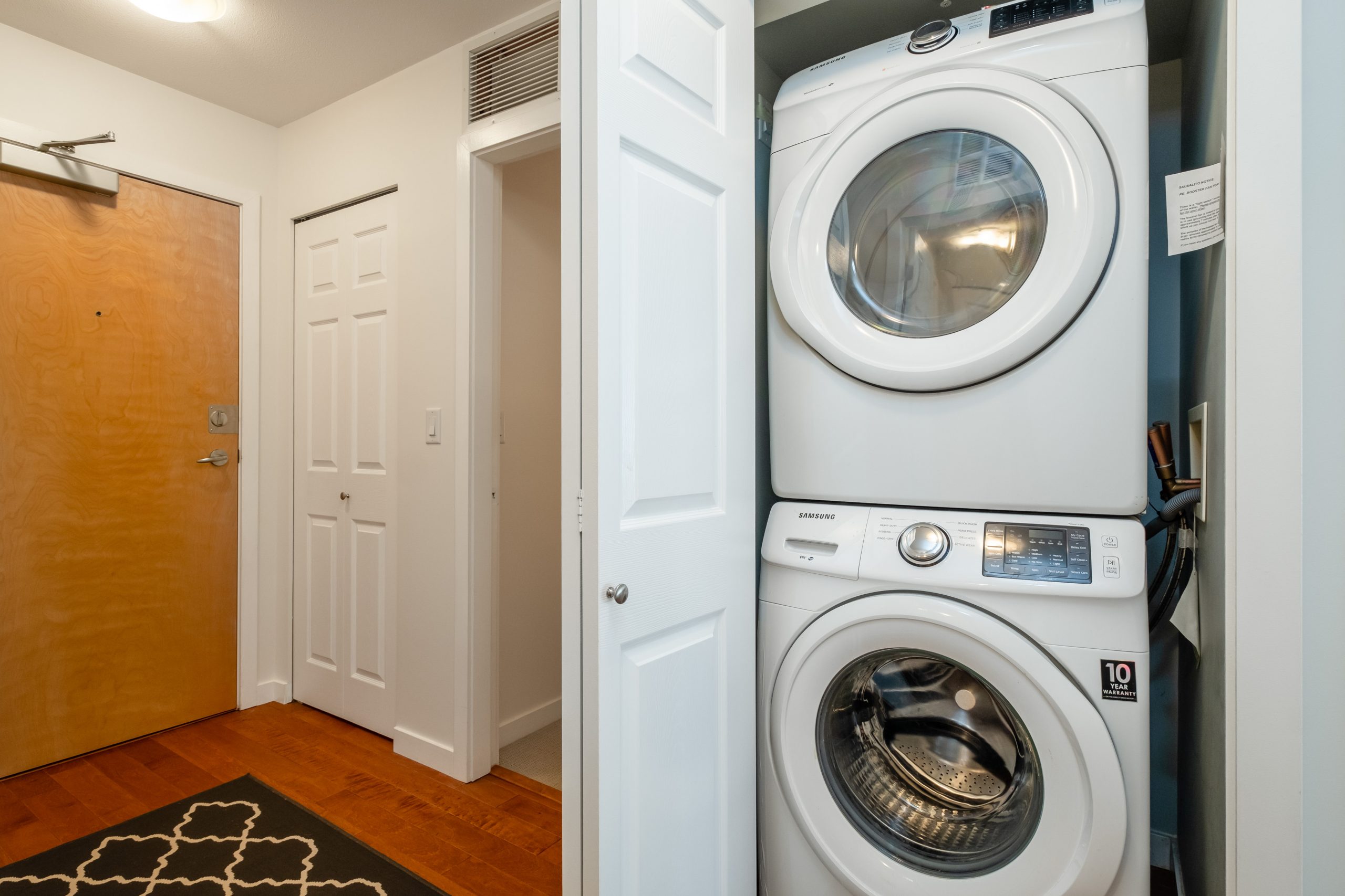 #303 - 122 E 3rd St, North Vancouver 24