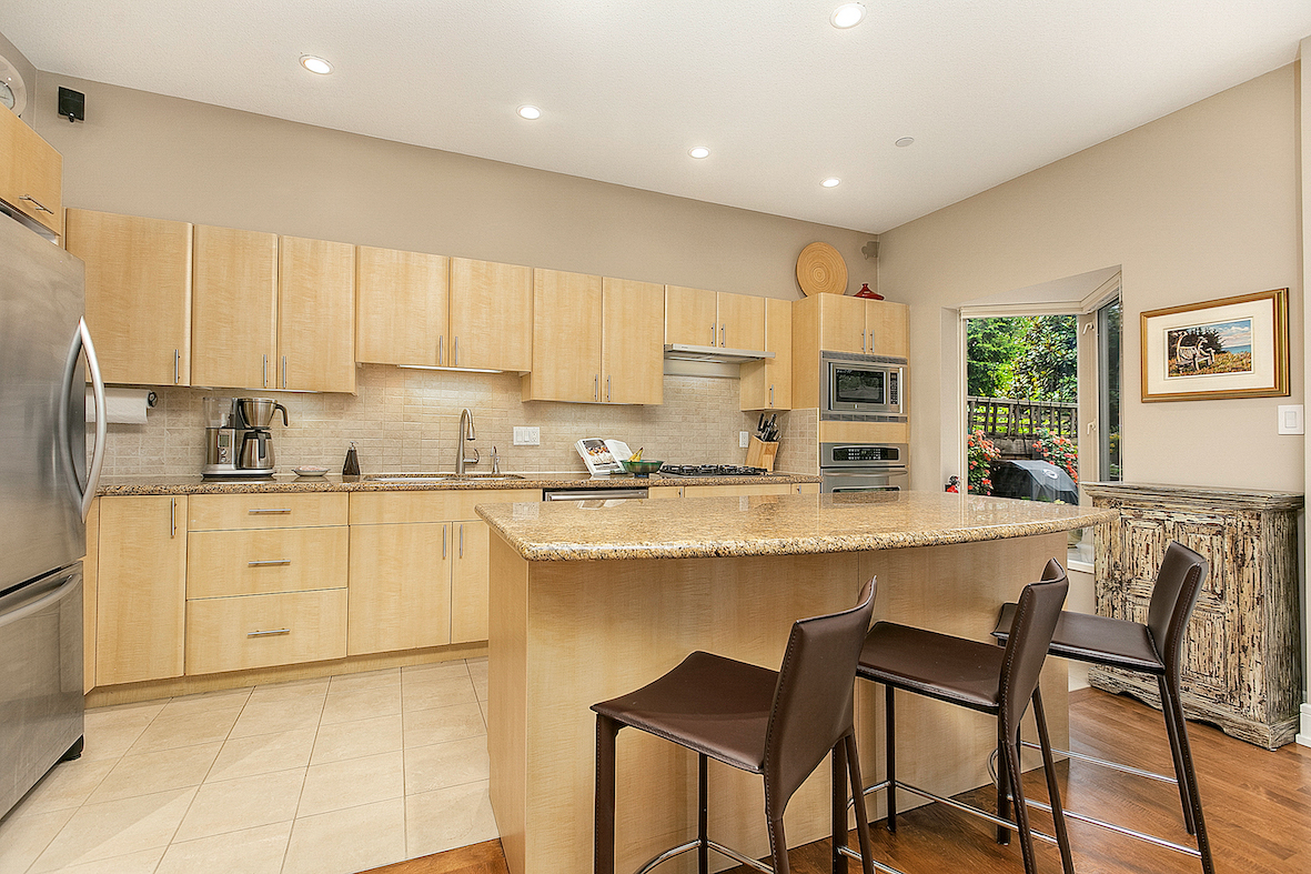 #9 - 3750 Edgemont Blvd, North Vancouver 12