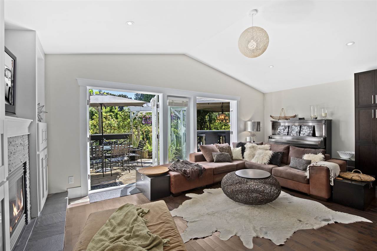 SOLD!! 1225 Greenbriar Way, North Vancouver 11