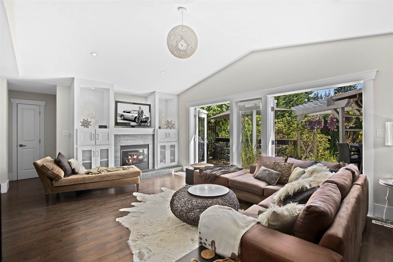 SOLD!! 1225 Greenbriar Way, North Vancouver 12