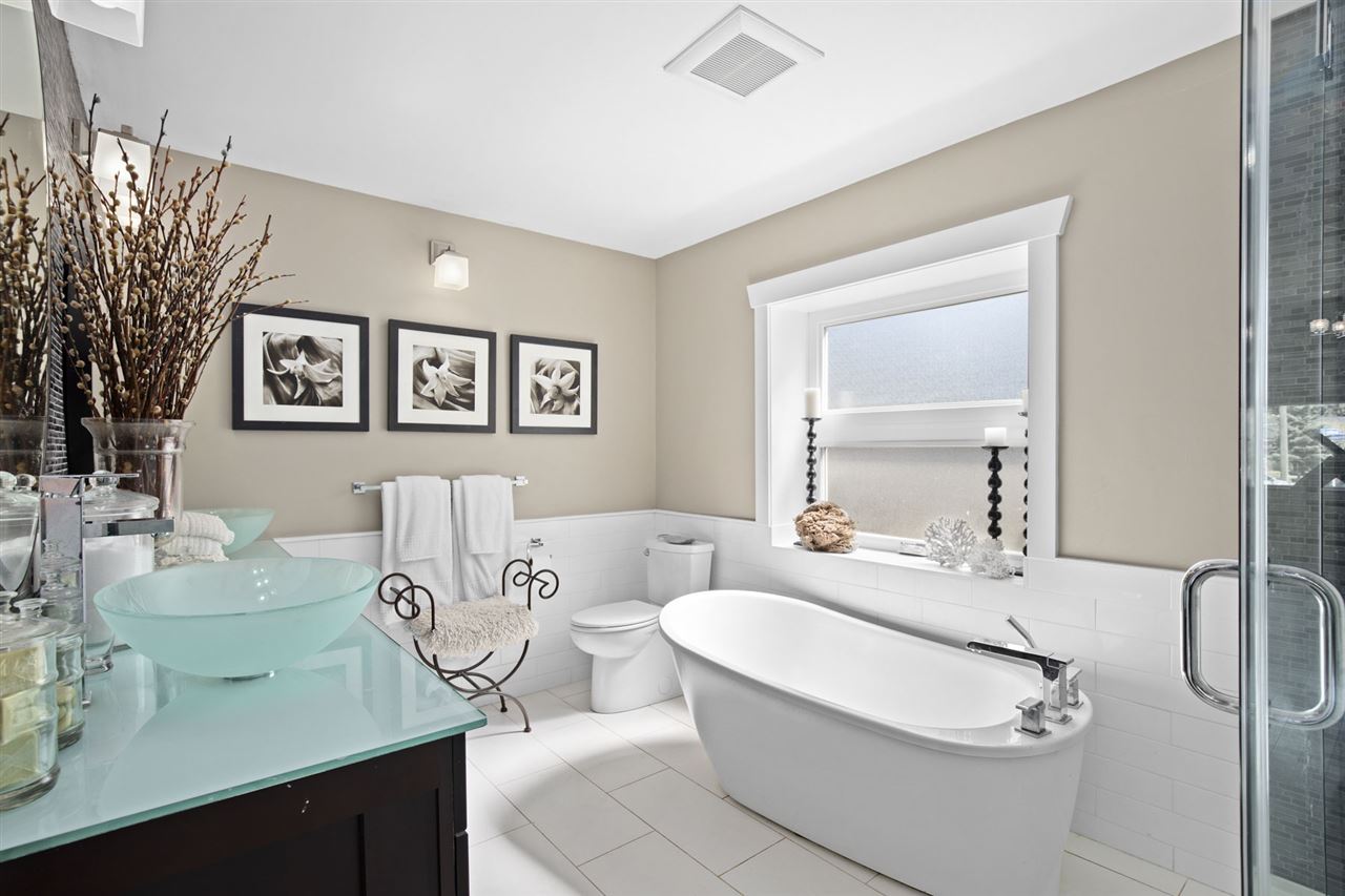 SOLD!! 1225 Greenbriar Way, North Vancouver 15