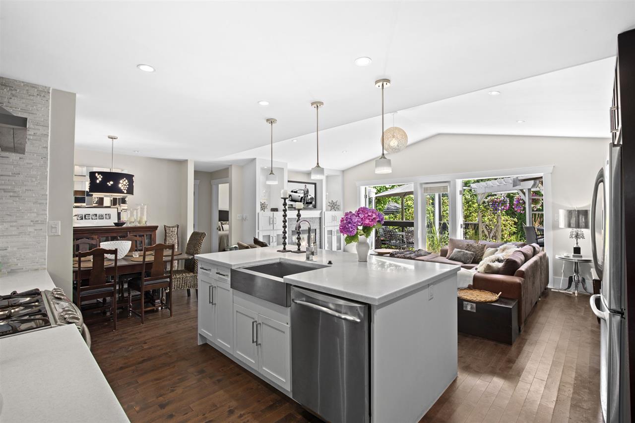 SOLD!! 1225 Greenbriar Way, North Vancouver 7