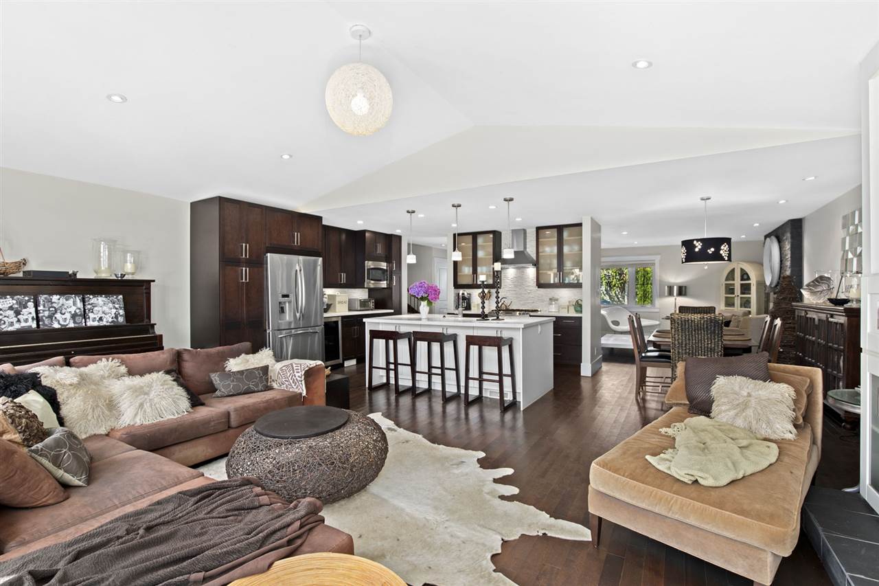 SOLD!! 1225 Greenbriar Way, North Vancouver 10
