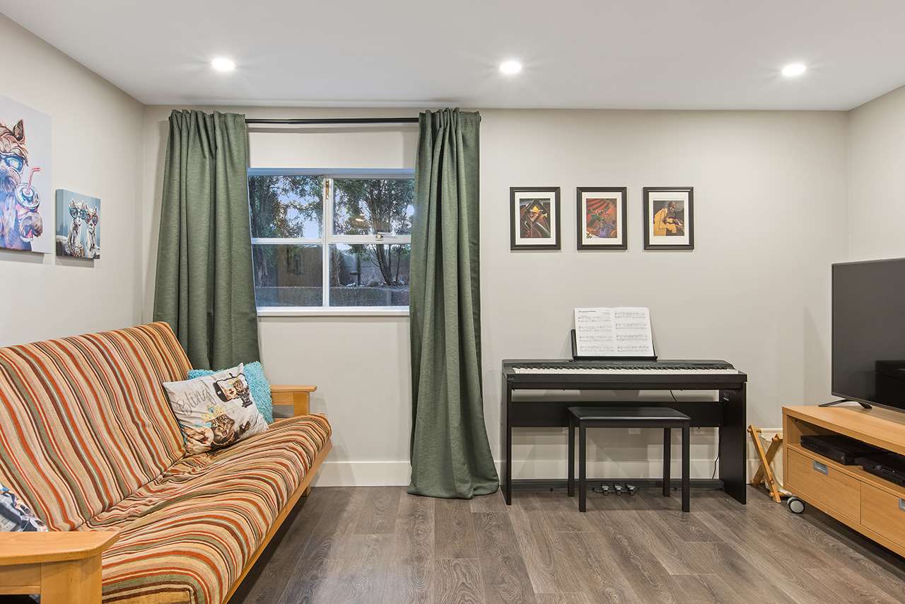#5 - 249 E 4th St, North Vancouver 13