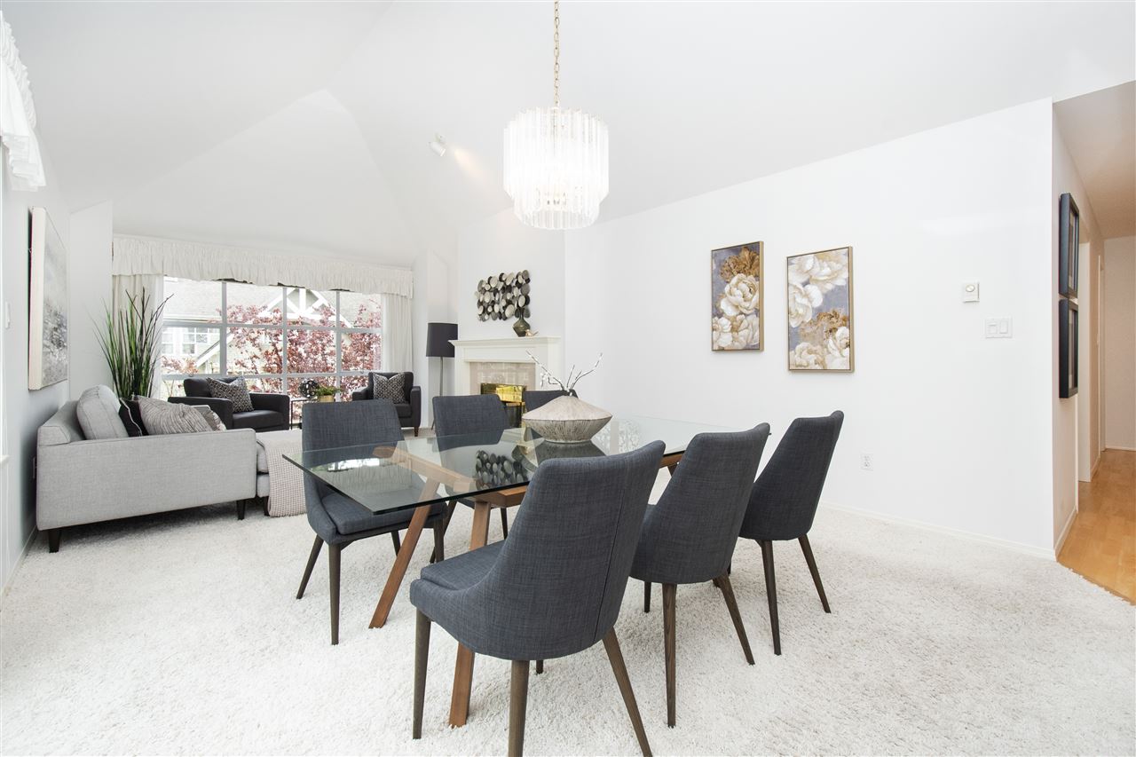 #304 - 3373 Capilano Crescent, North Vancouver 3