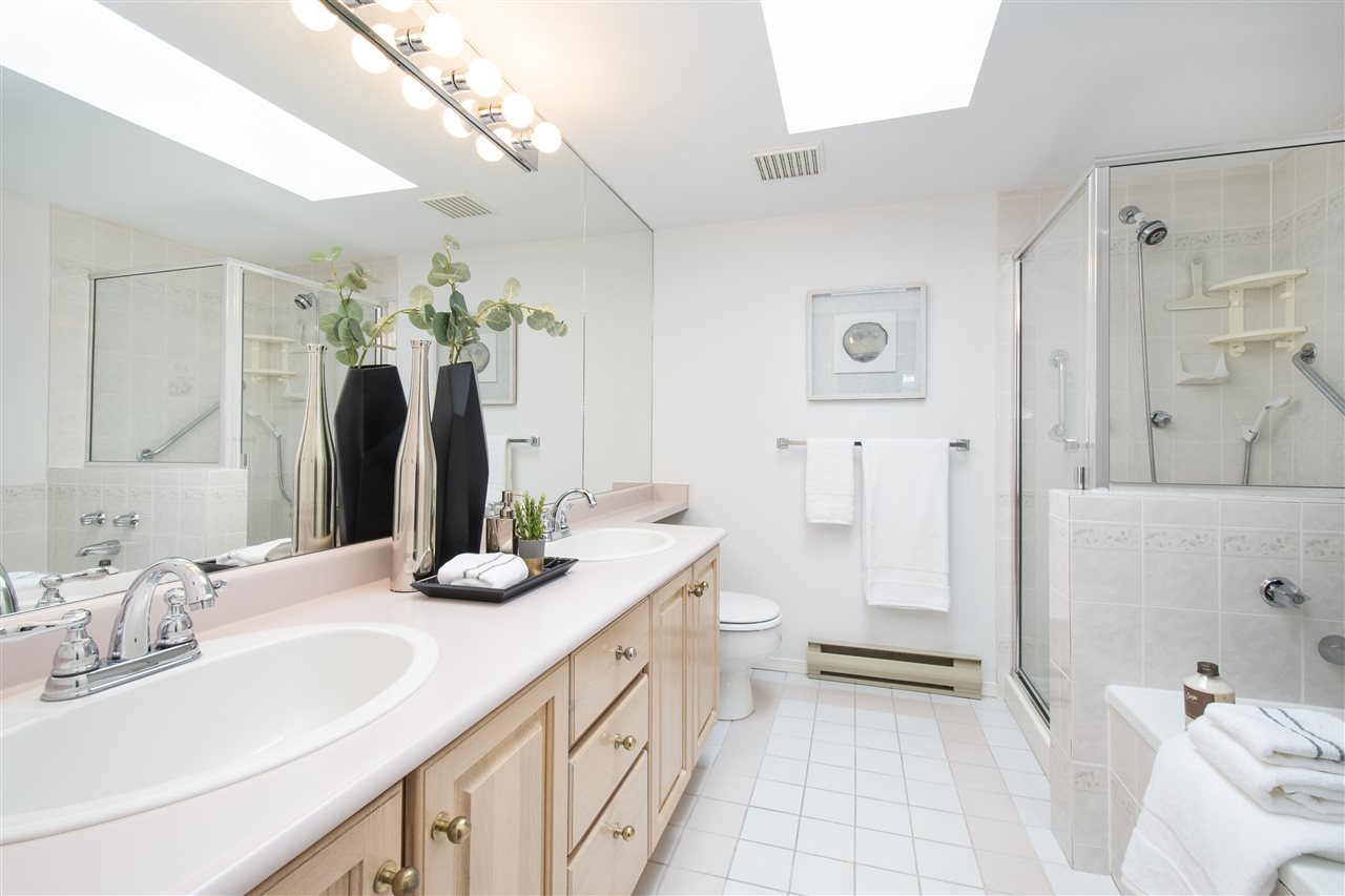 #304 - 3373 Capilano Crescent, North Vancouver 18
