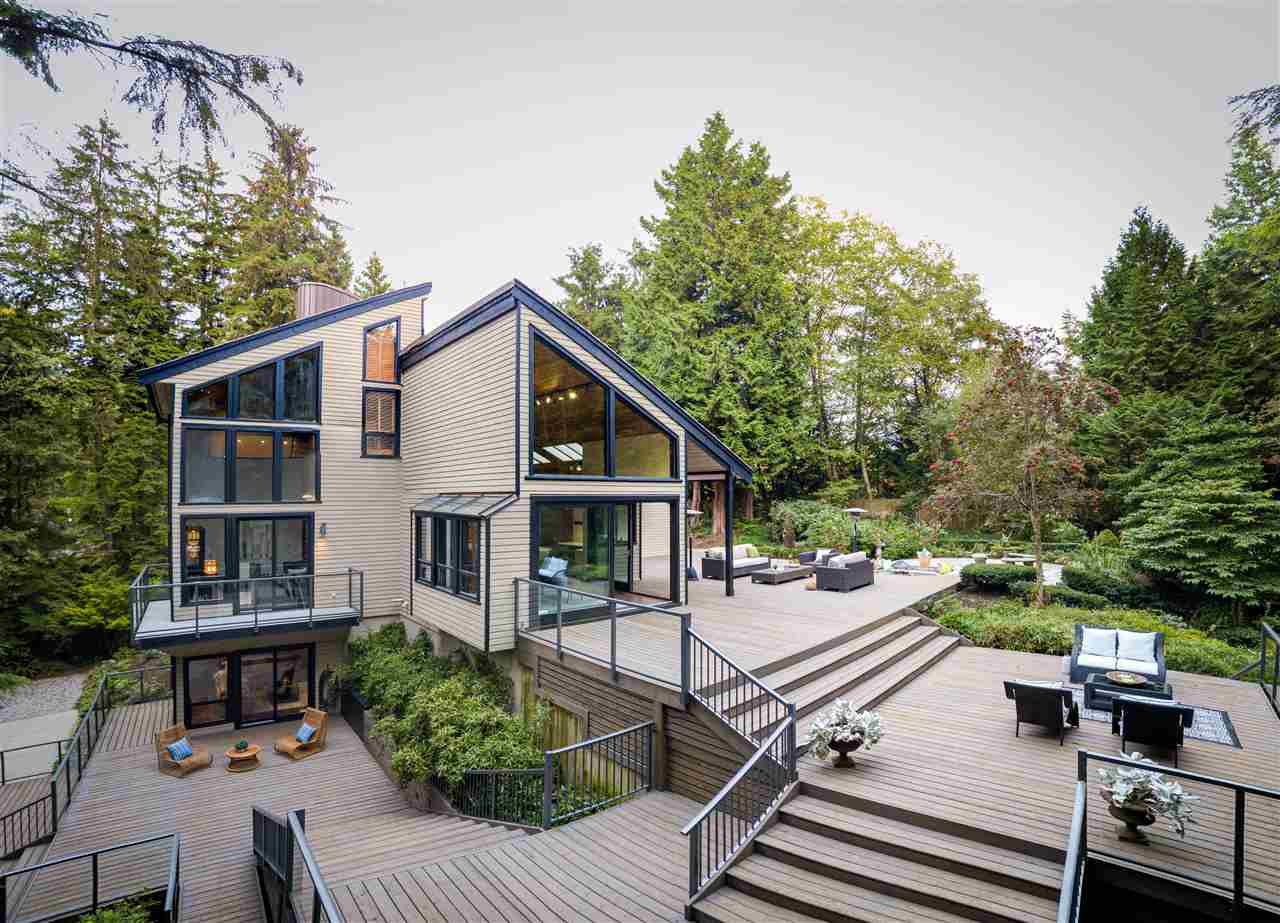 2889 Allan Road, North Vancouver 28