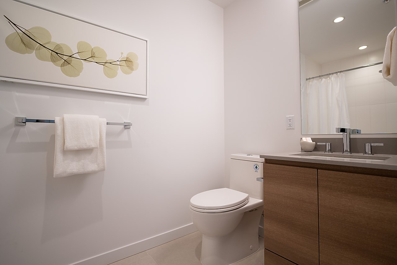 #107 - 715 W 15th St, North Vancouver 25