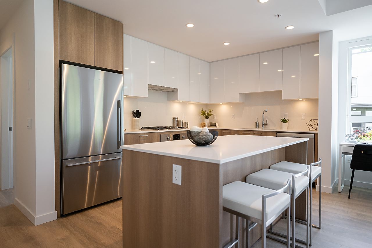 #107 - 715 W 15th St, North Vancouver 30