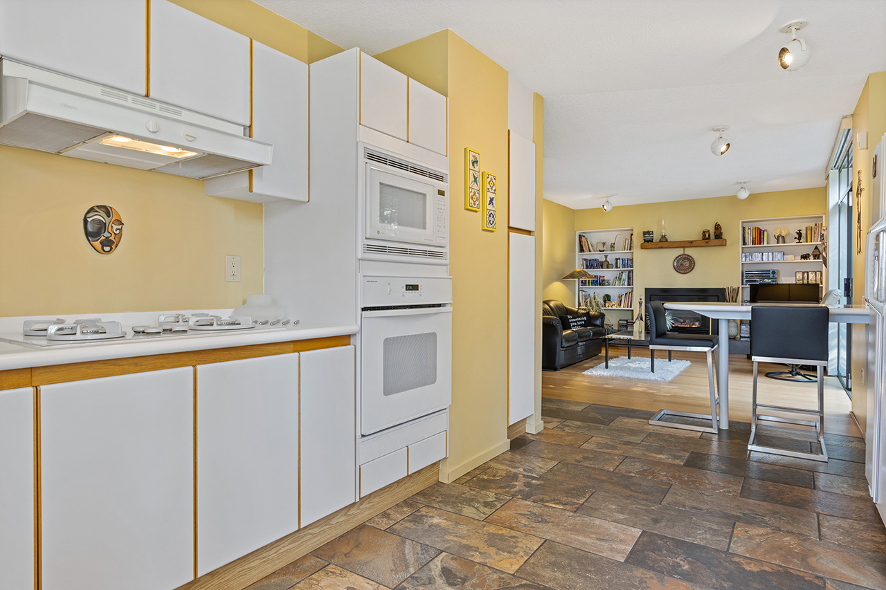 5341 Montiverdi Place, West Vancouver 25