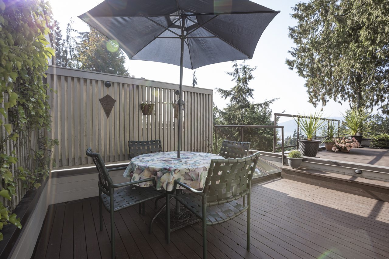 5341 Montiverdi Place, West Vancouver 41
