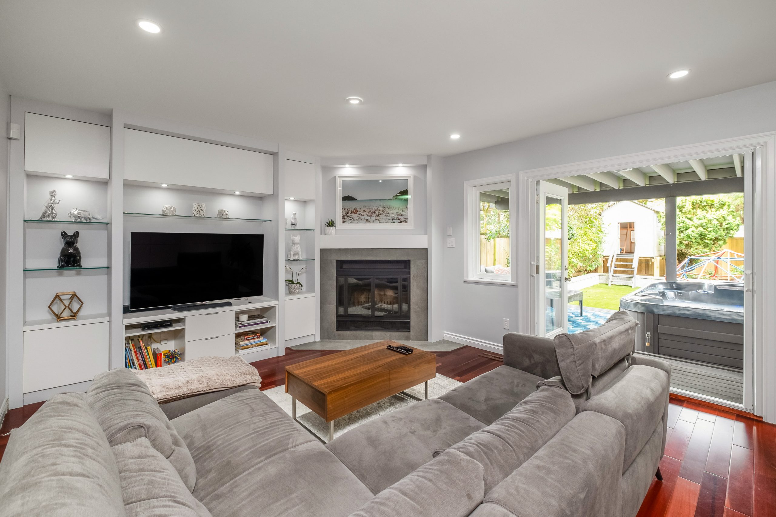 2545 Edgemont Blvd, North Vancouver 5