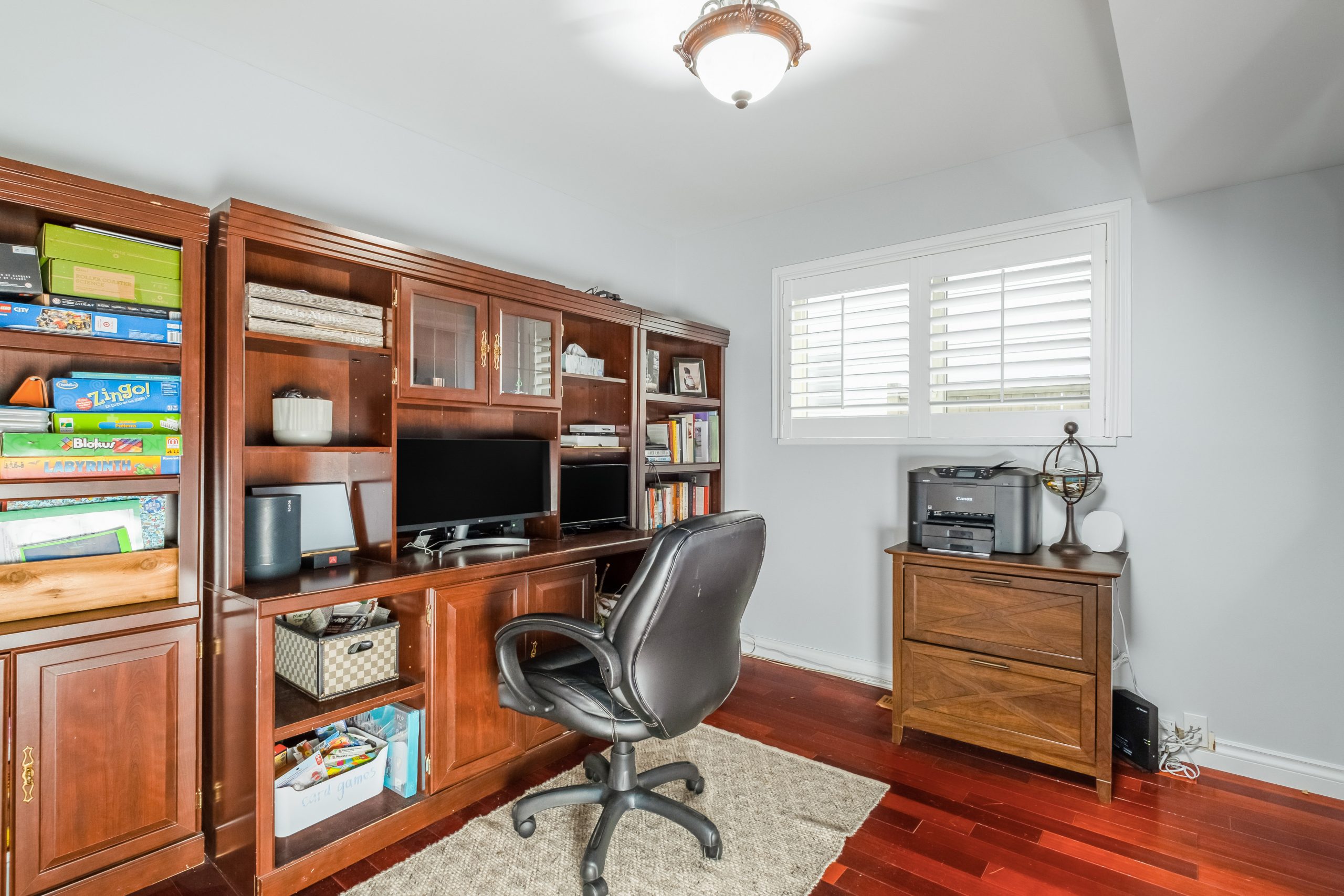 2545 Edgemont Blvd, North Vancouver 37