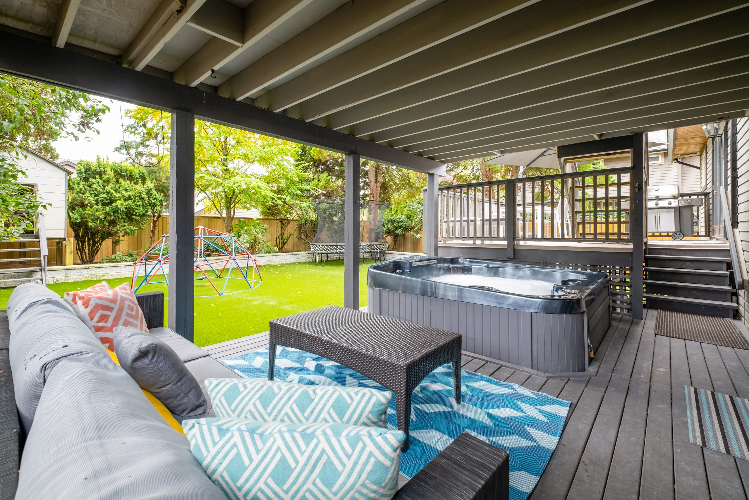 2545 Edgemont Blvd, North Vancouver 46