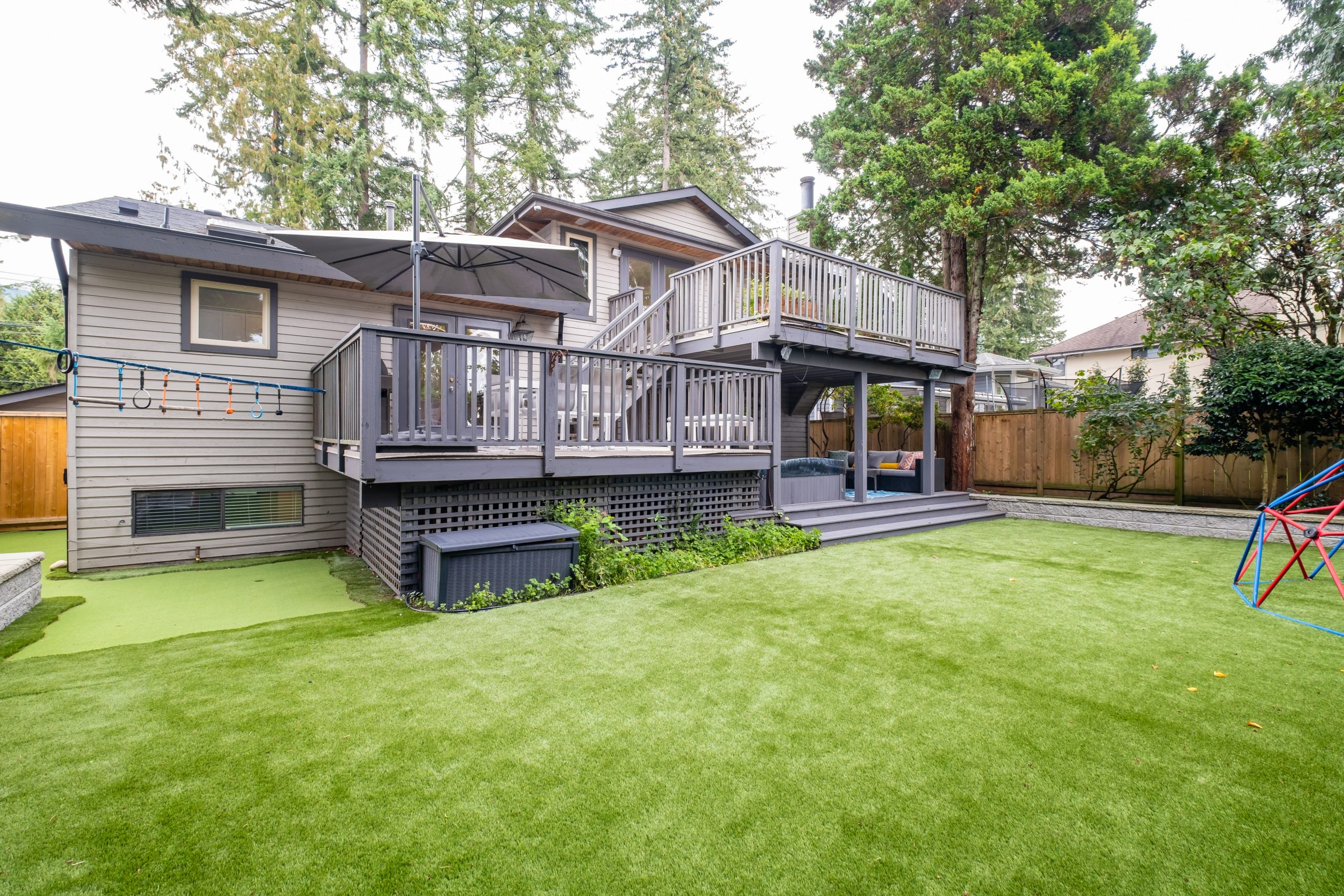 2545 Edgemont Blvd, North Vancouver 51
