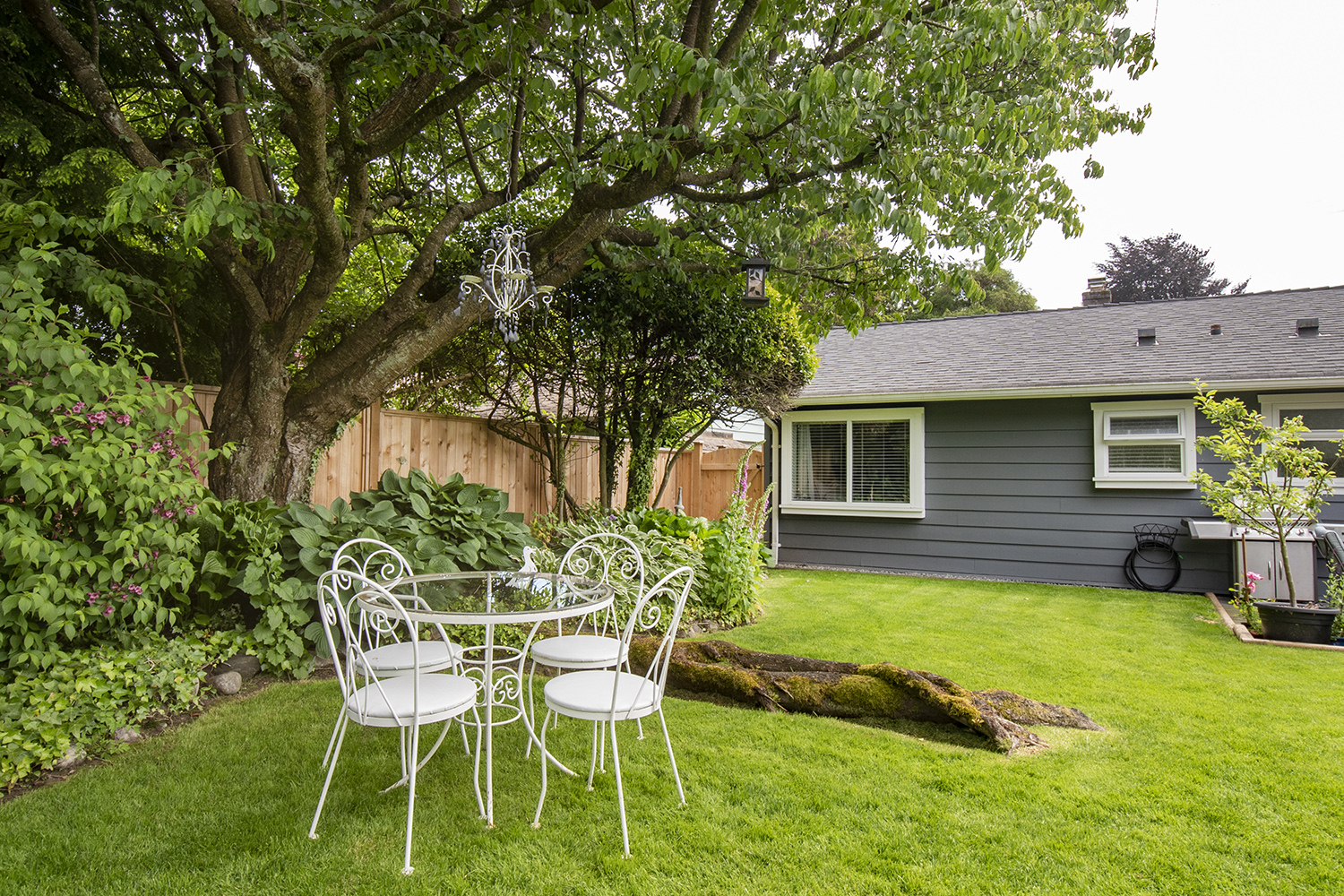 1240 Pinewood Crescent, North Vancouver 37