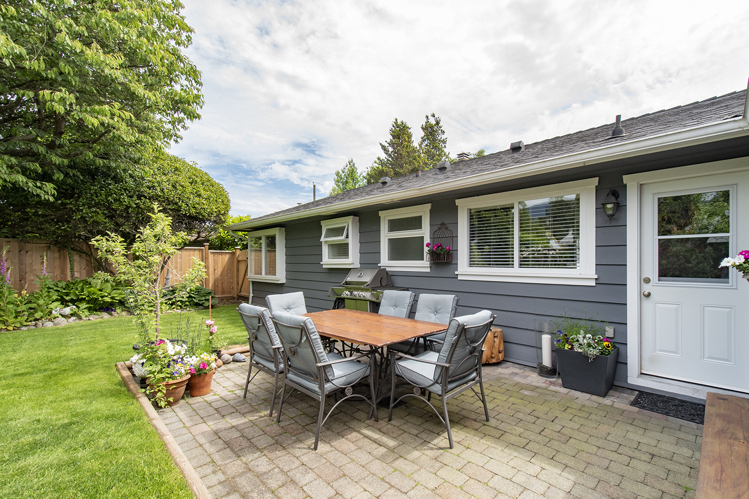 1240 Pinewood Crescent, North Vancouver 42