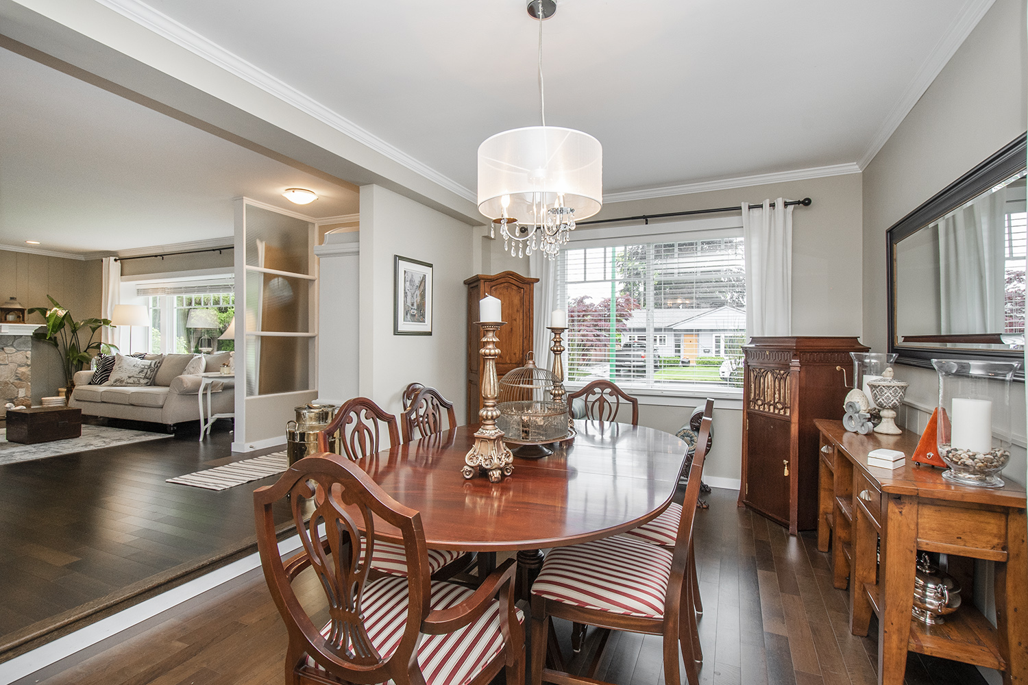 1240 Pinewood Crescent, North Vancouver 19