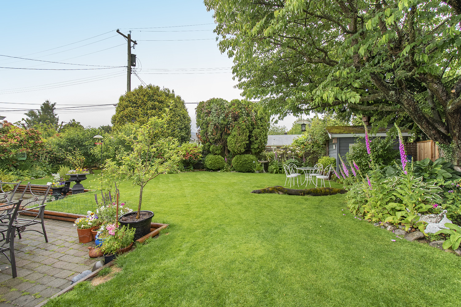 1240 Pinewood Crescent, North Vancouver 10