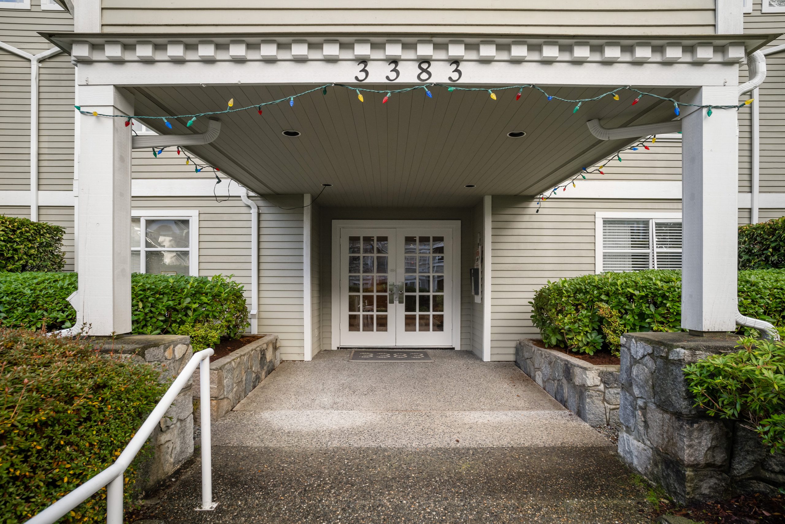 #201 - 3383 Capilano Crescent, North Vancouver 44
