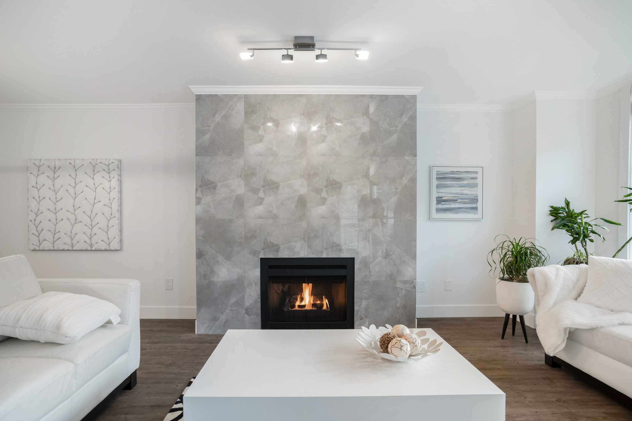 #201 - 3383 Capilano Crescent, North Vancouver 3