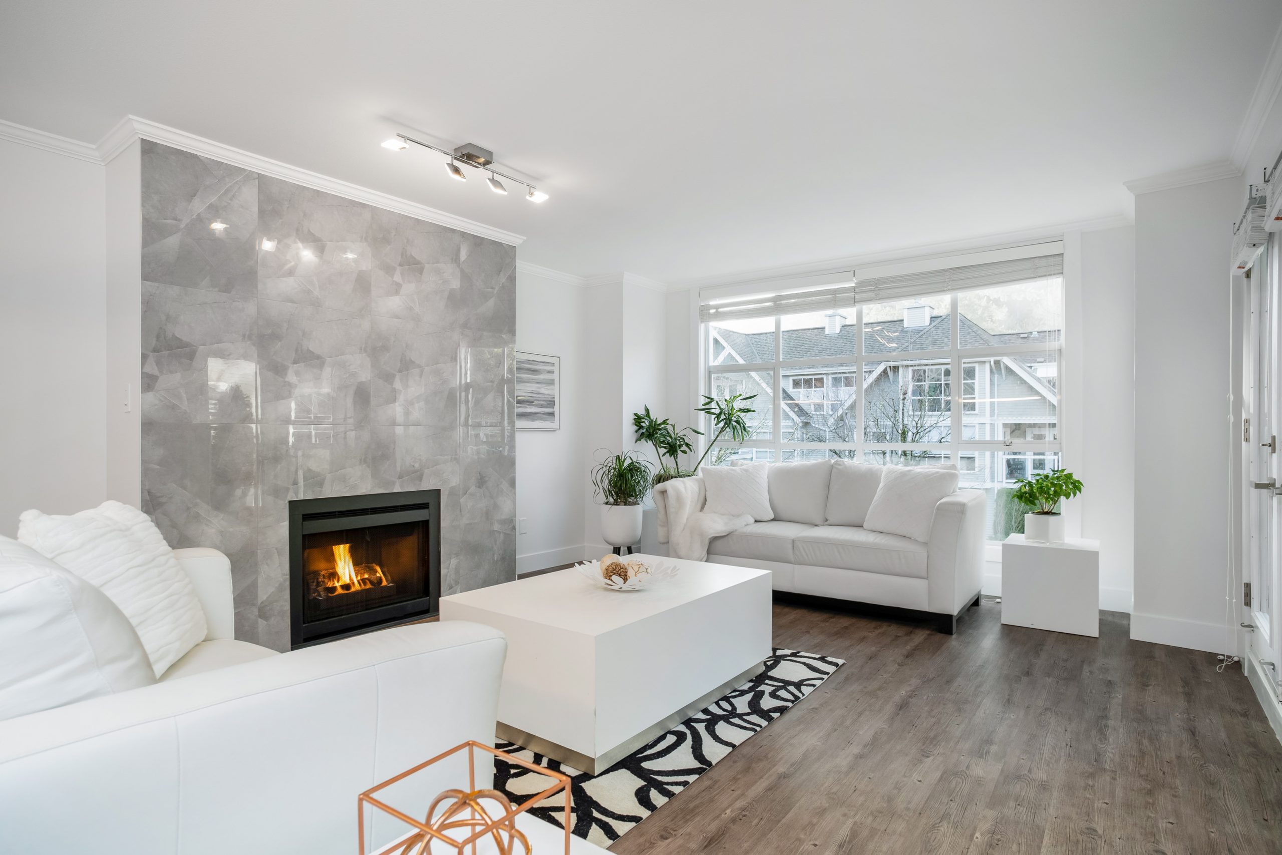 #201 - 3383 Capilano Crescent, North Vancouver