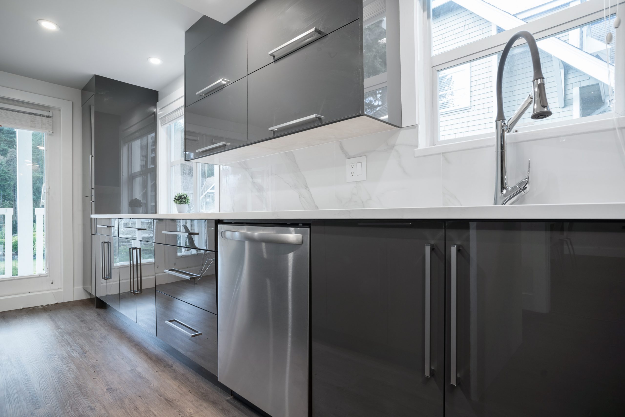 #201 - 3383 Capilano Crescent, North Vancouver 24