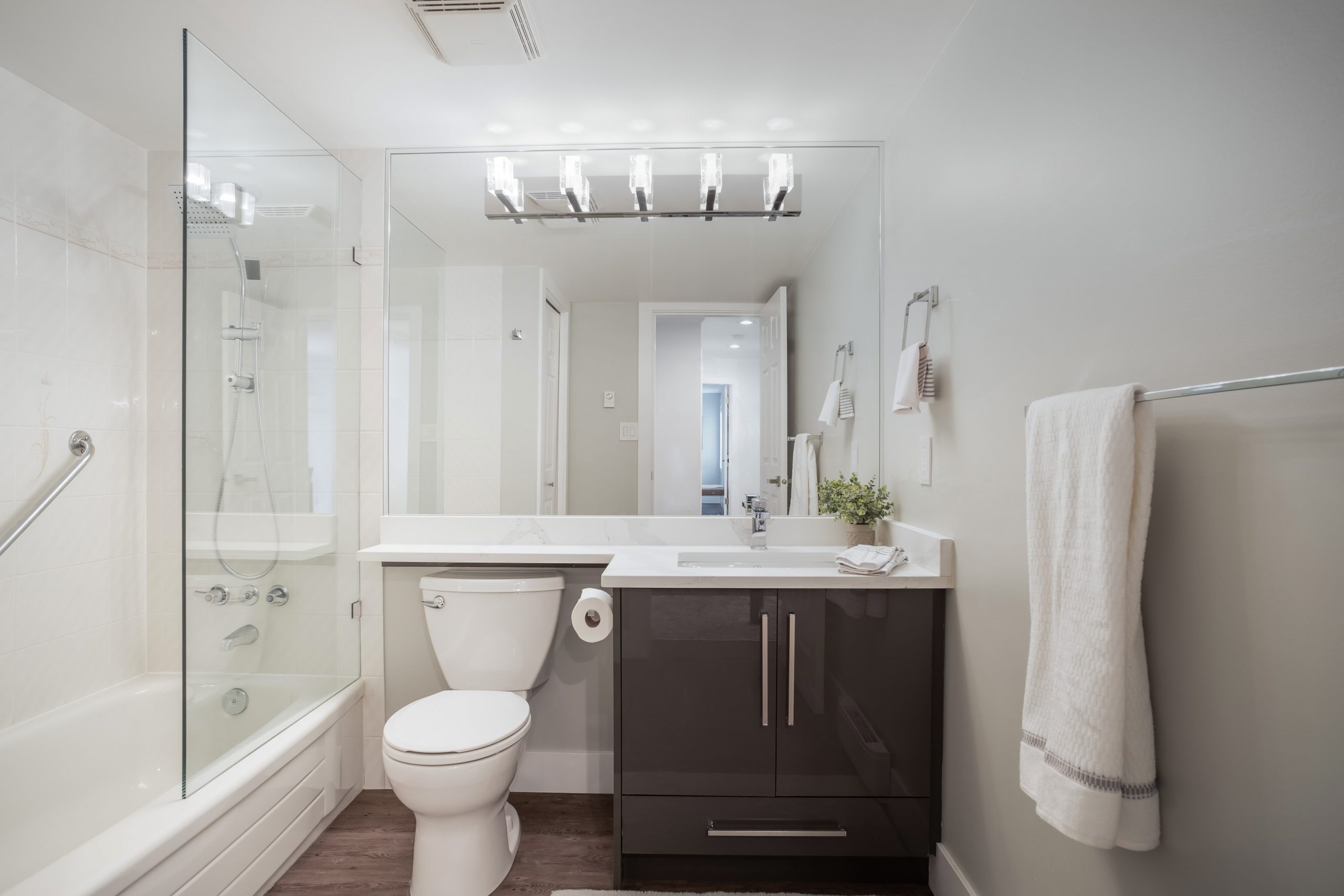 #201 - 3383 Capilano Crescent, North Vancouver 34